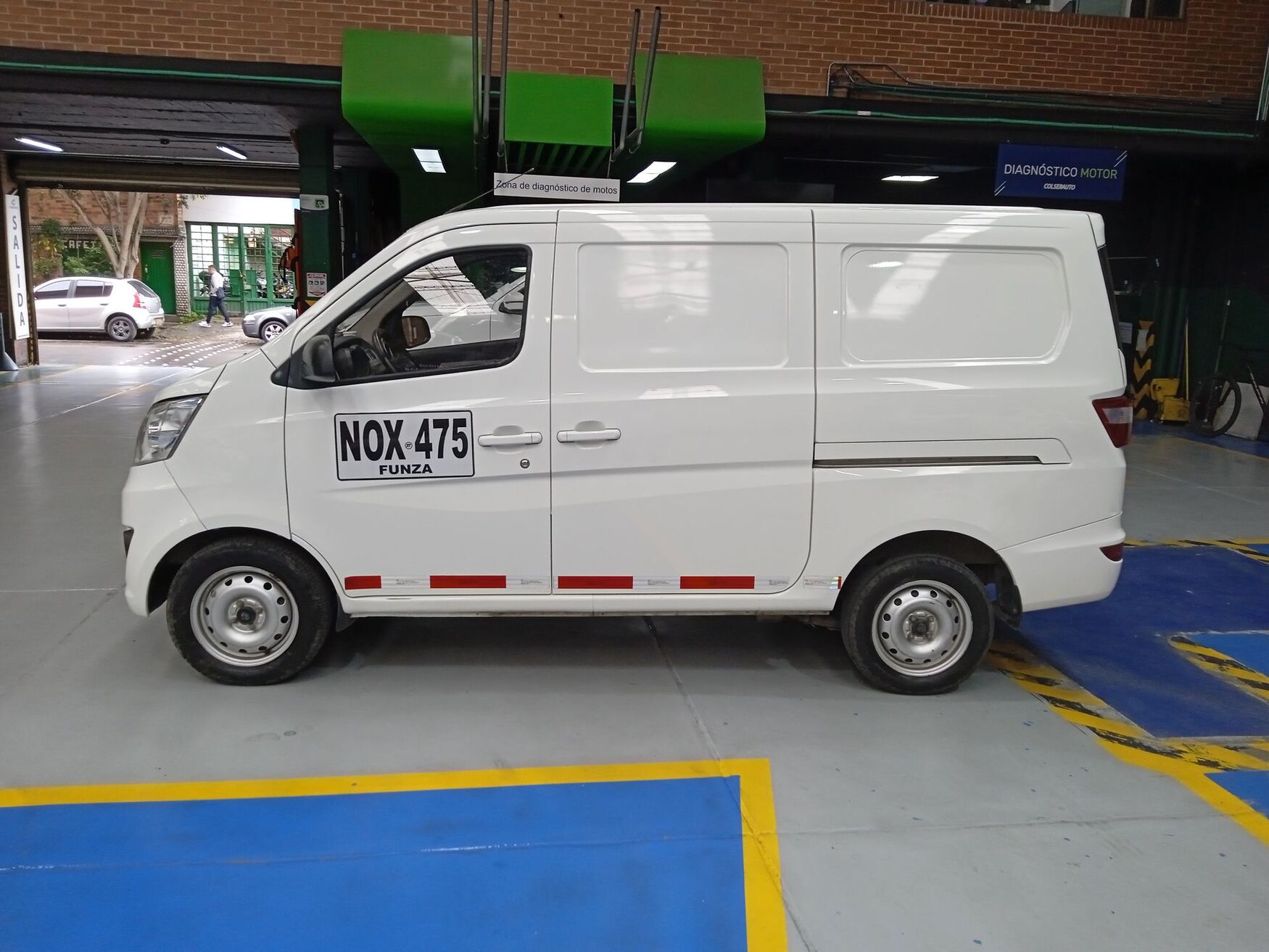 Changan - Van Plus - 2025 image number 6