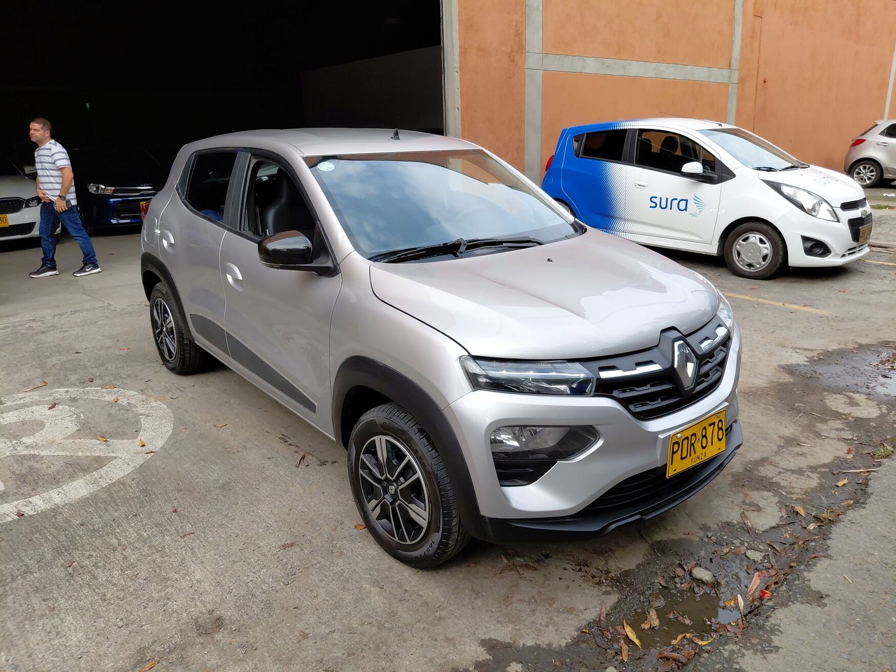 Renault - Kwid - 2025 image number 1