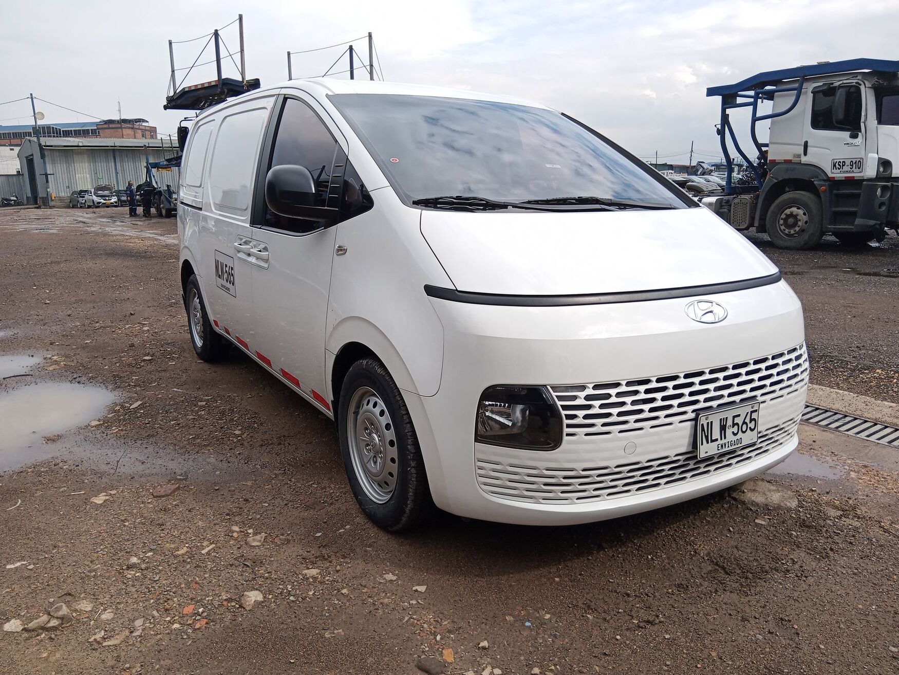 Hyundai - STARIA - 2024 image number 1