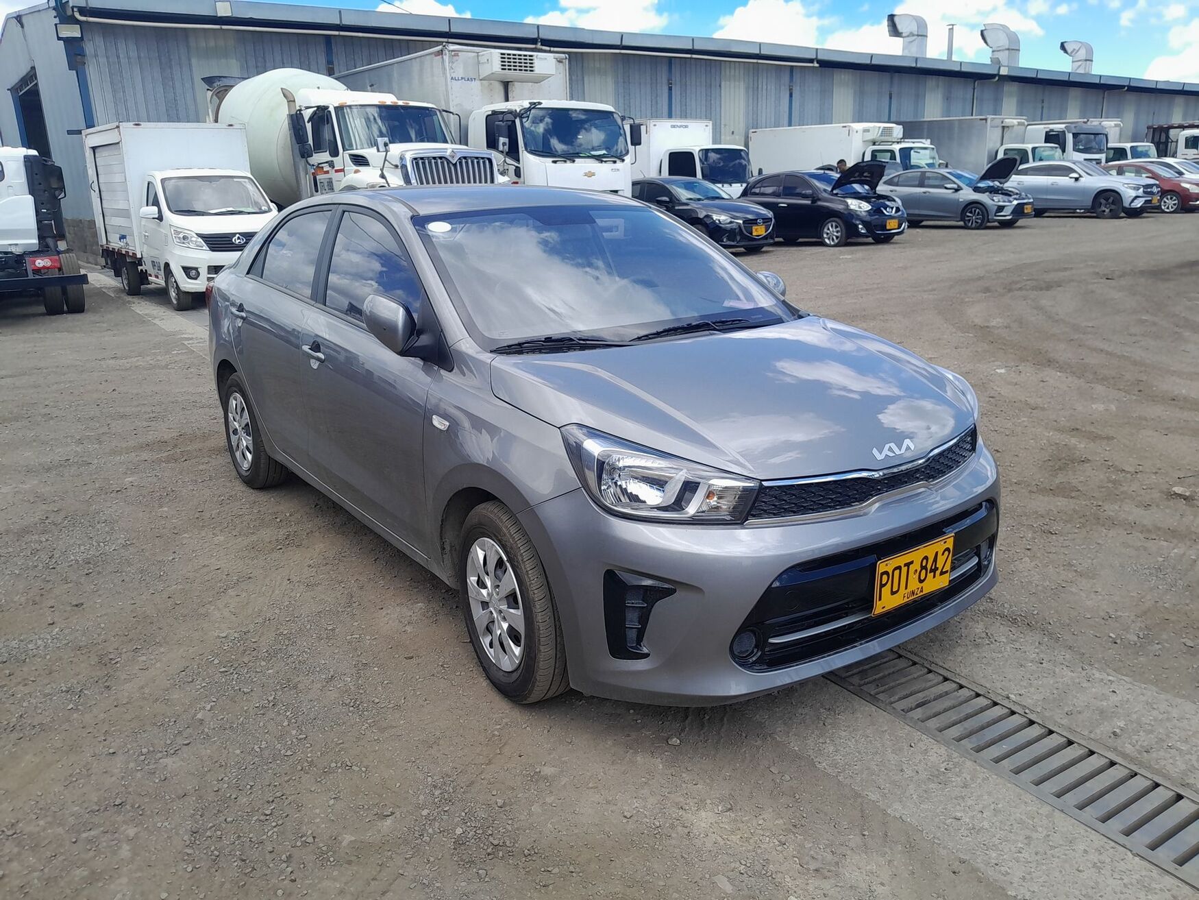 Kia - Soluto - 2026 image number 1