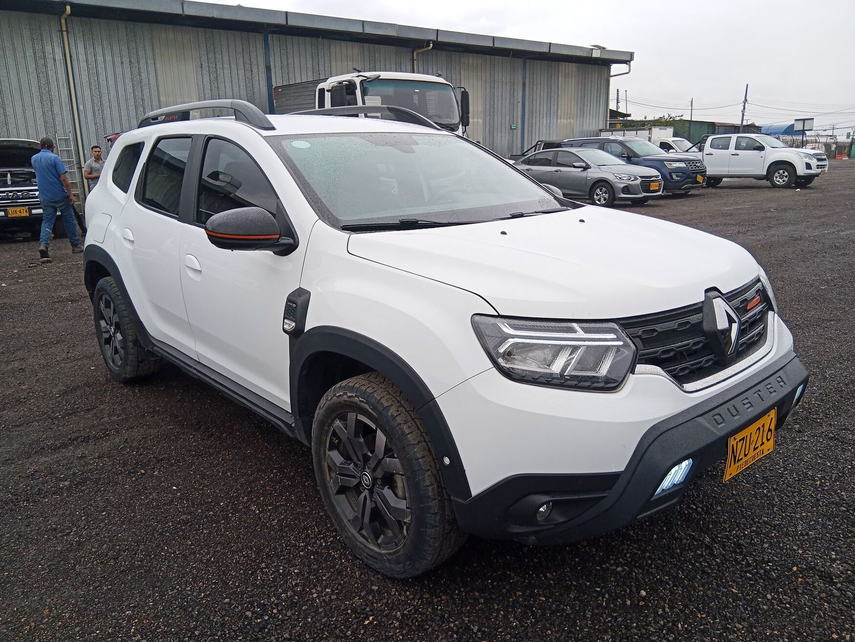 Renault - Duster - 2025 image number 1