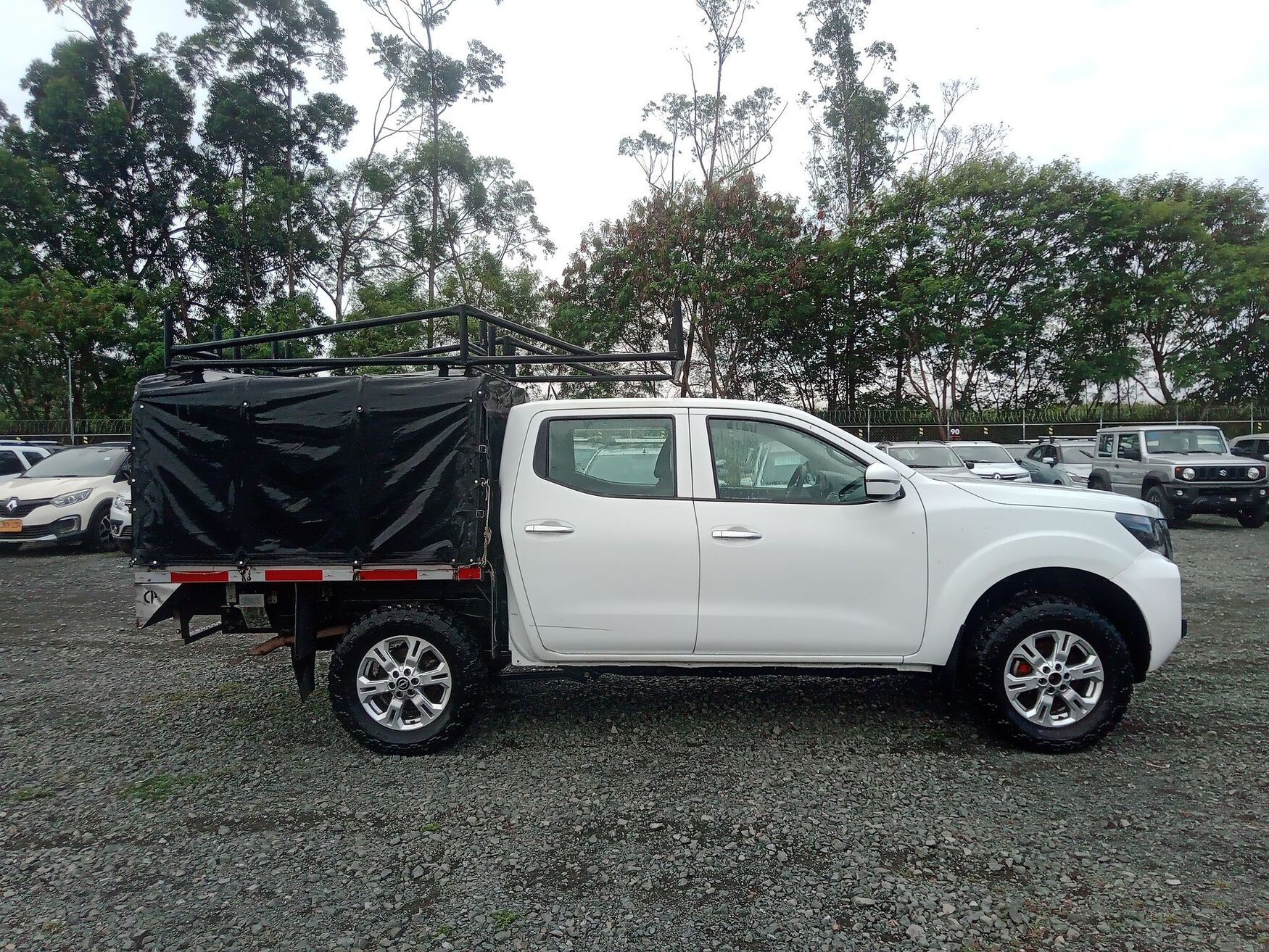Nissan - Frontier - 2025 image number 10