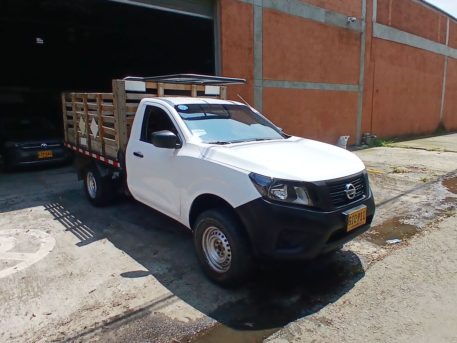 Nissan - Frontier - 2019 image number 1