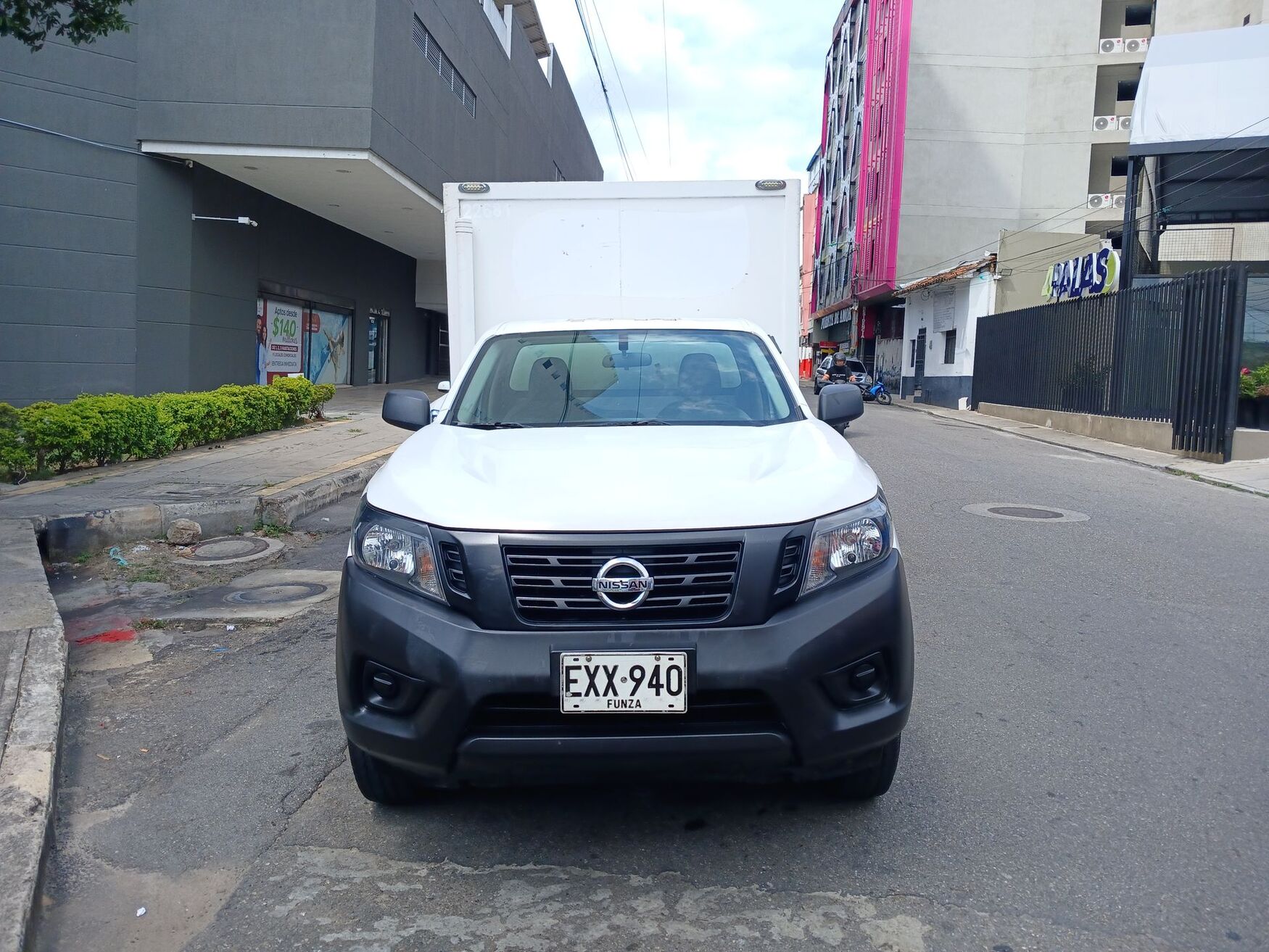 Nissan - Frontier - 2019 image number 4