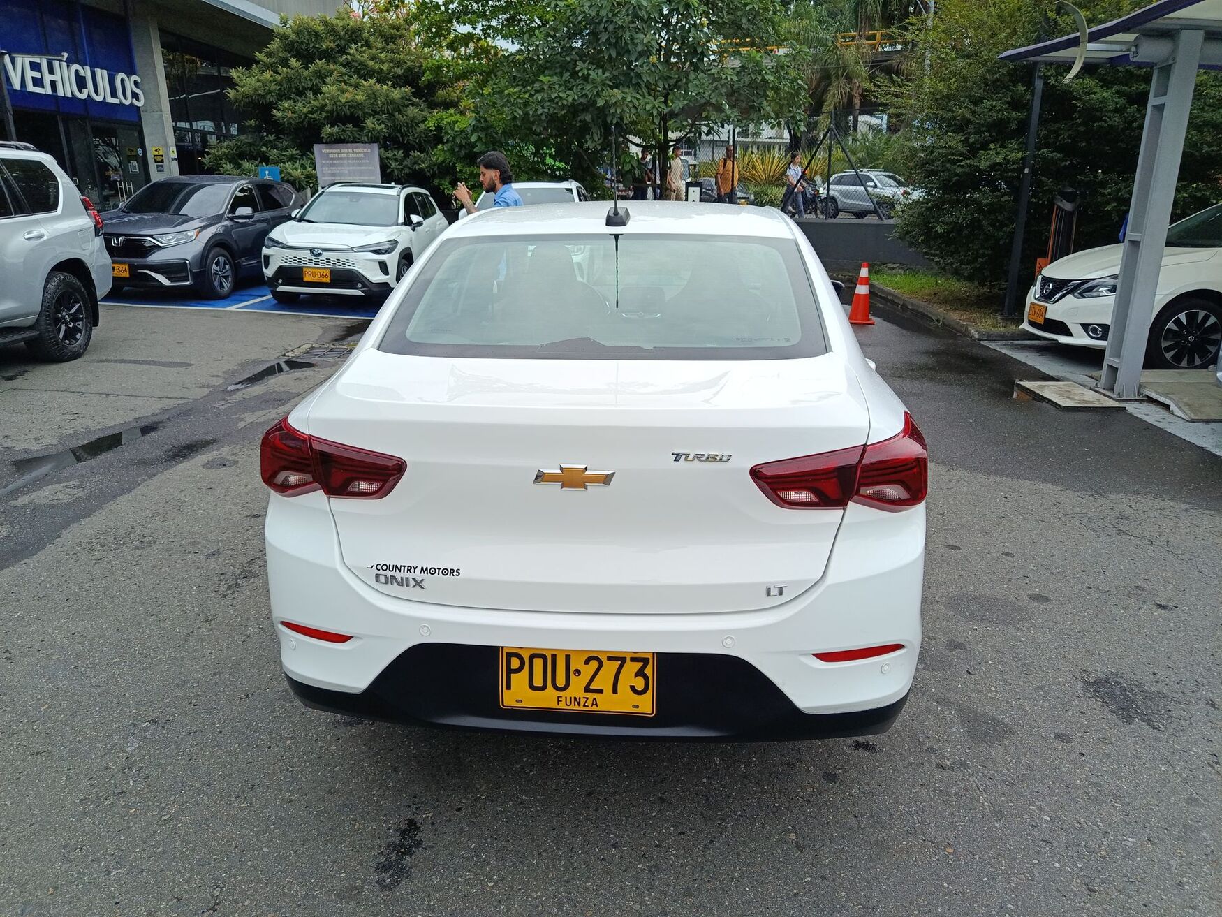 Chevrolet - Onix - 2025 image number 8