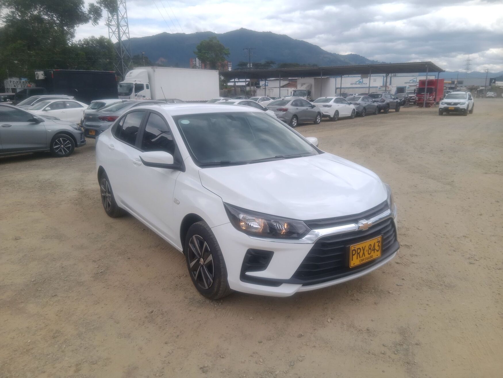Chevrolet - Onix - 2026 image number 1
