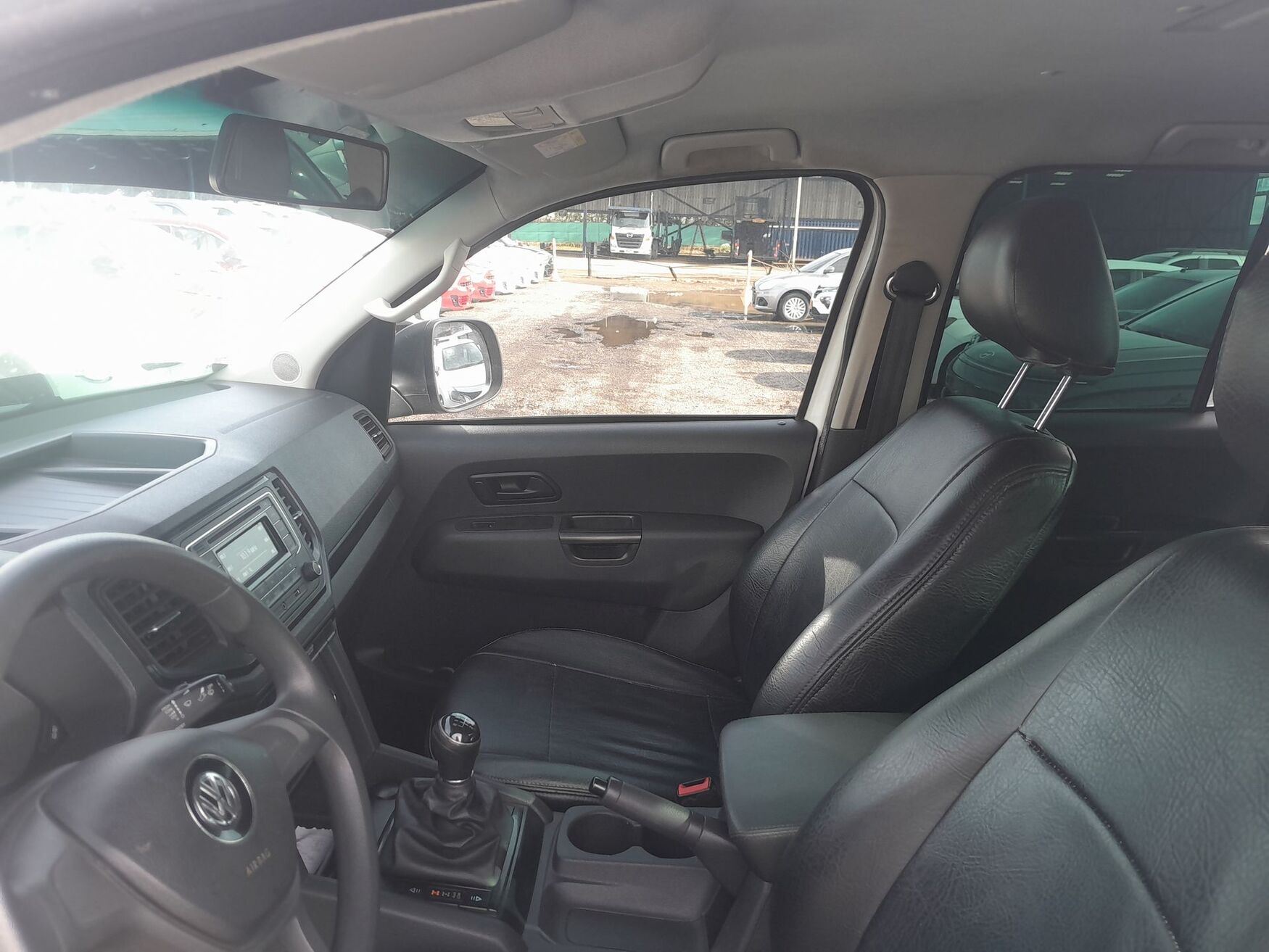 Volkswagen - Amarok - 2023 image number 3