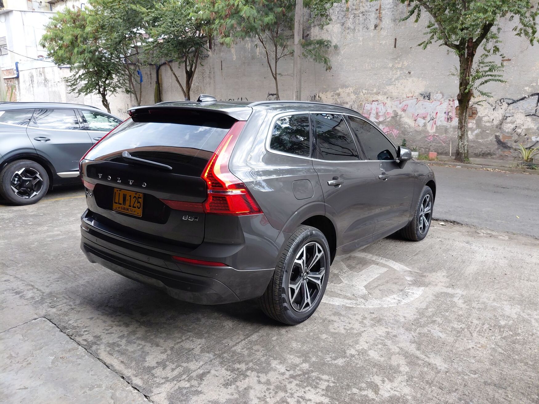Volvo - XC60 - 2022 image number 9