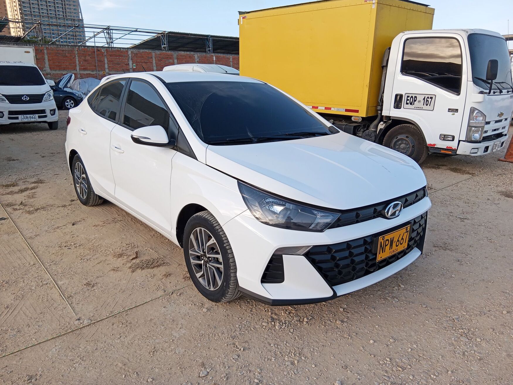 Hyundai - HB20S Accent - 2024 image number 1