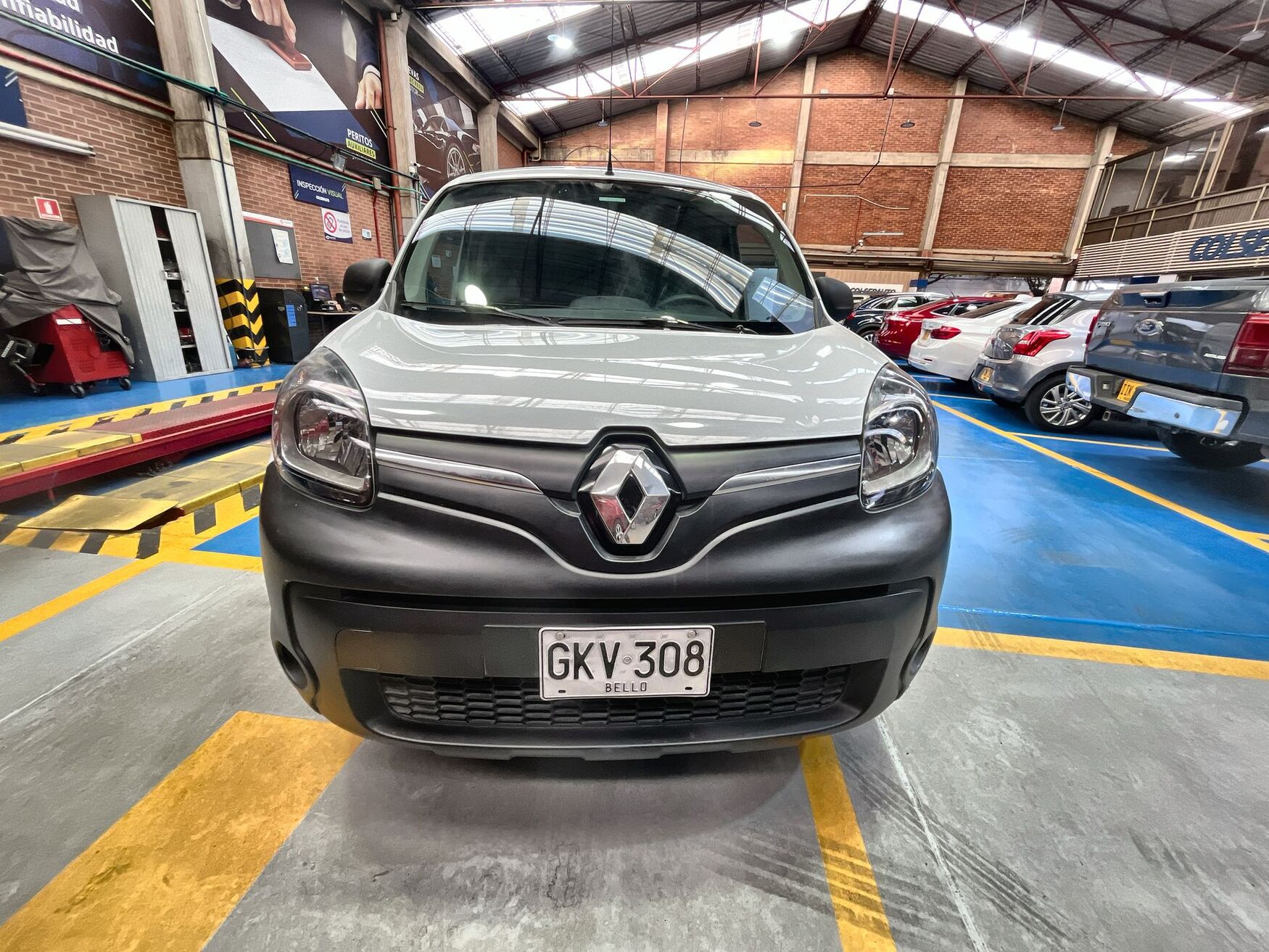 Renault - Kangoo ZE - 2020 image number 4