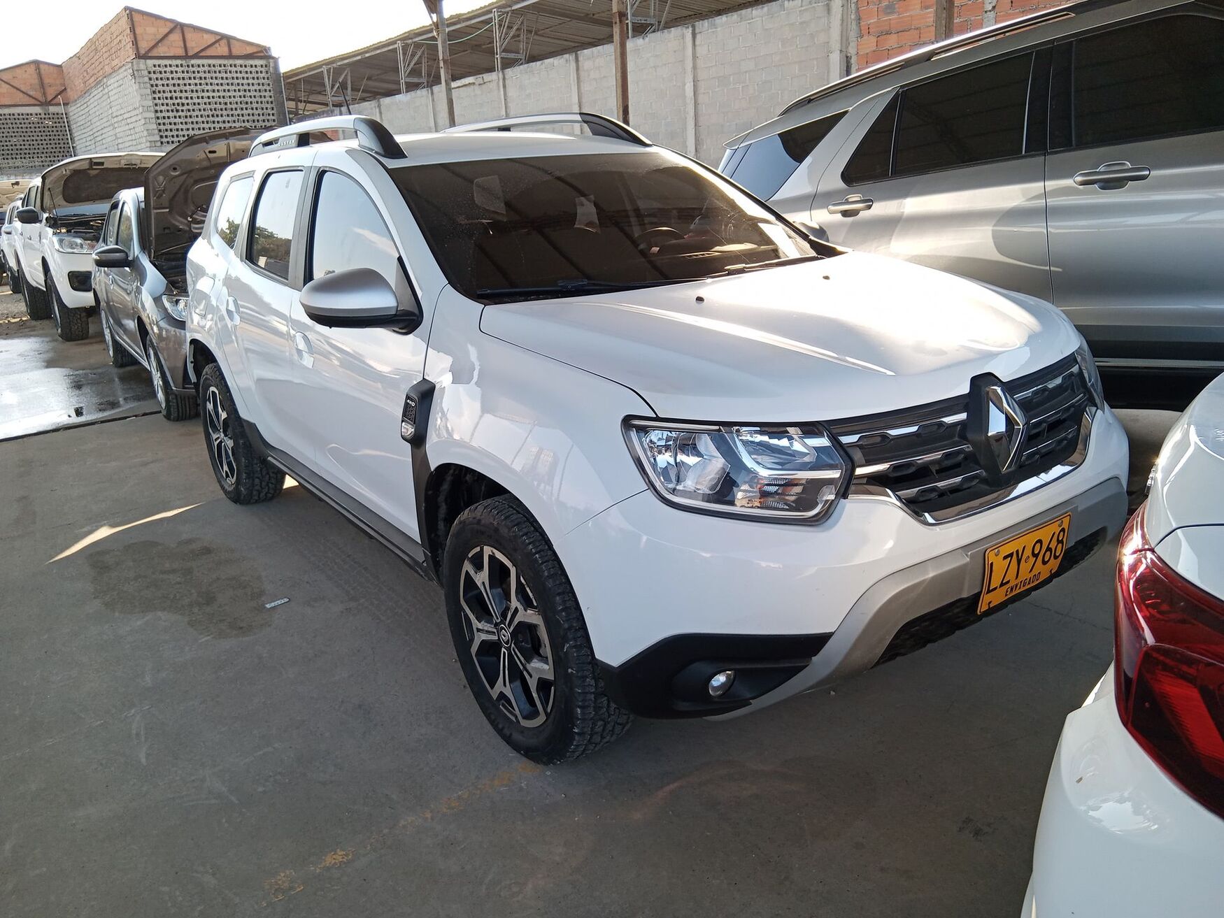 Renault - Duster - 2024 image number 1