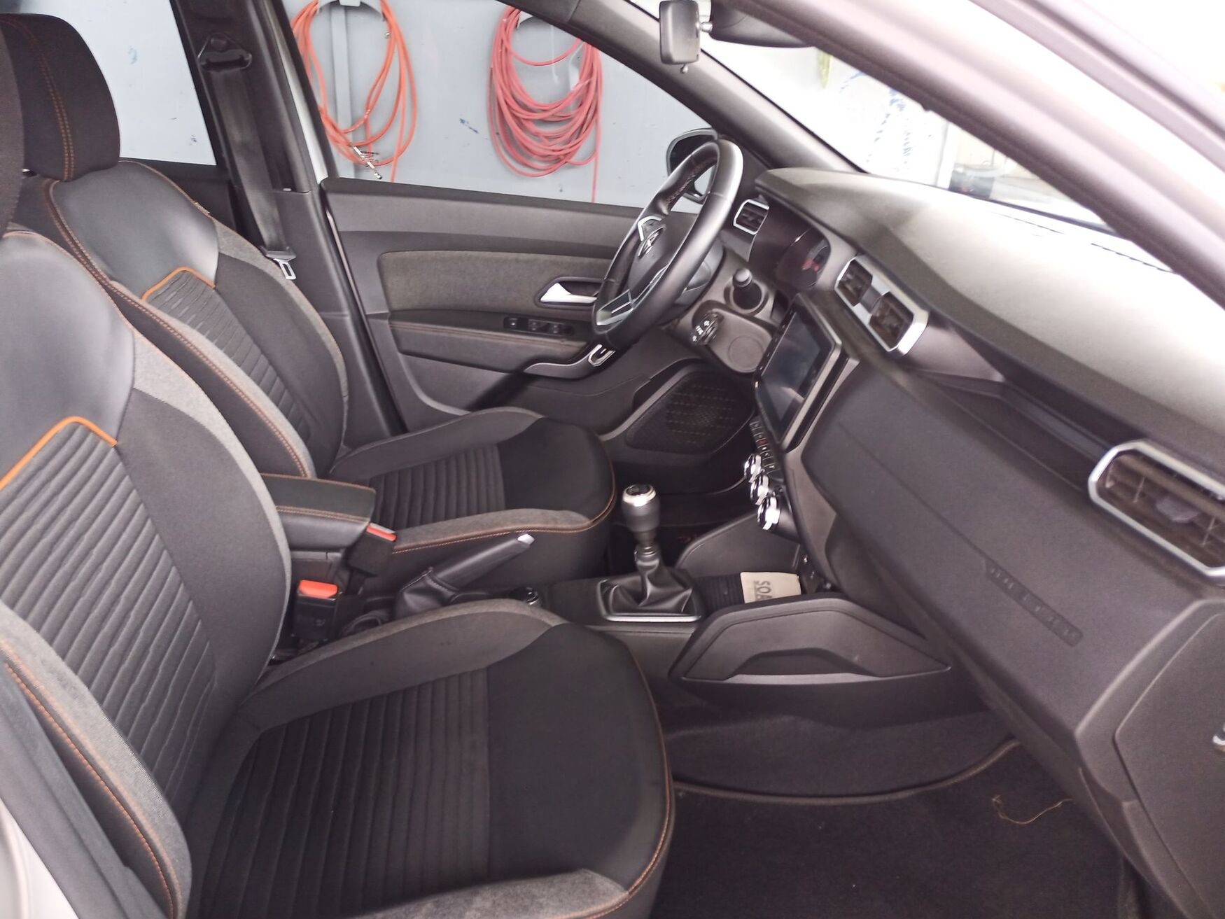 Renault - Duster - 2026 image number 2