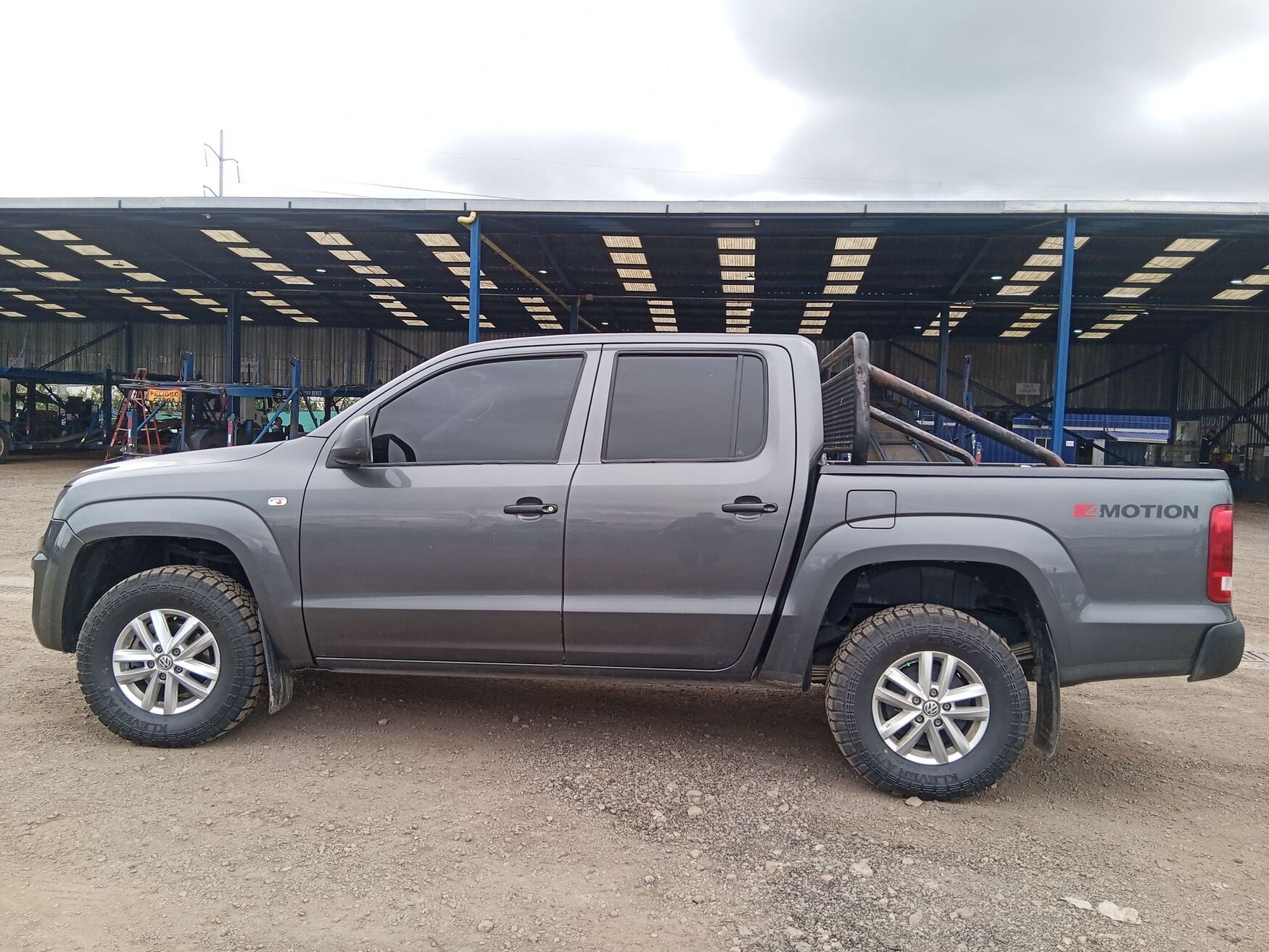 Volkswagen - Amarok - 2023 image number 6