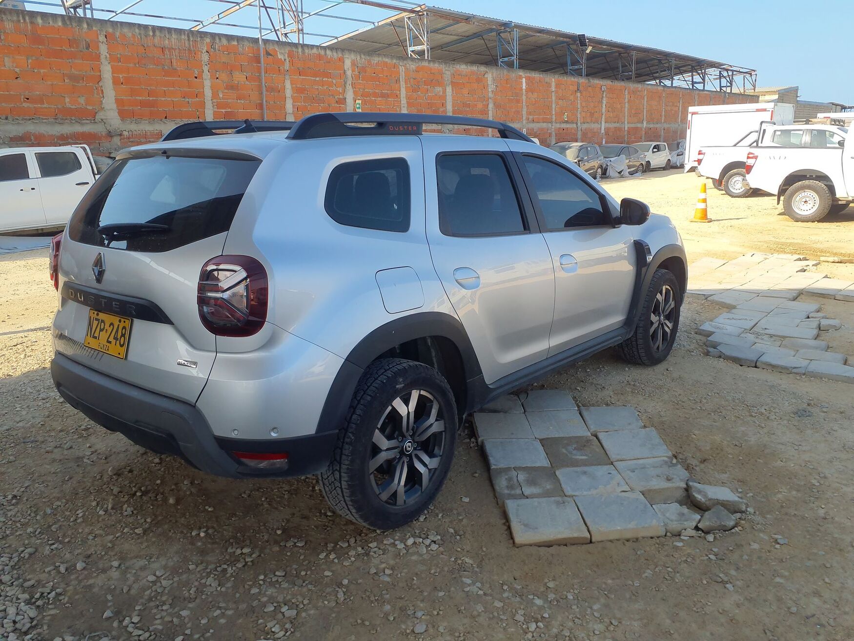 Renault - Duster - 2025 image number 9