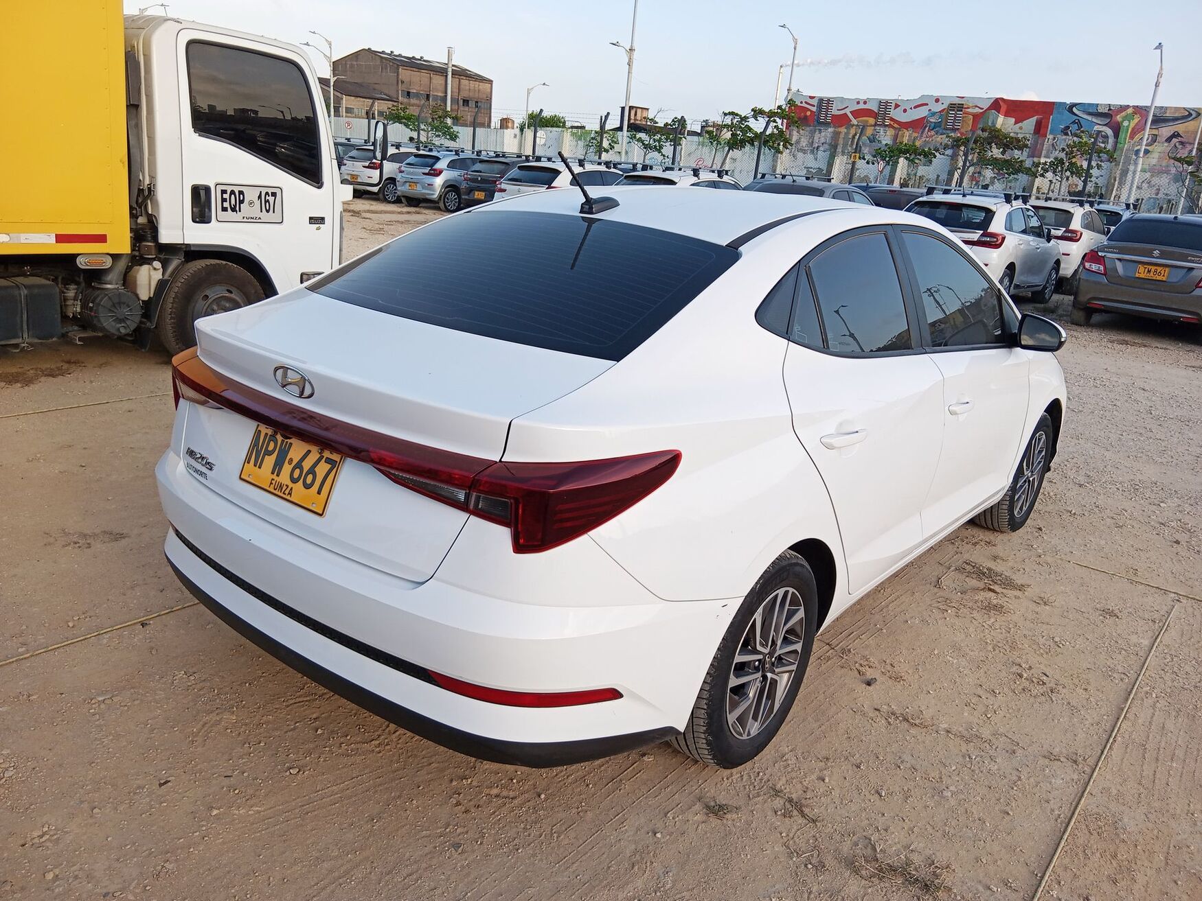 Hyundai - HB20S Accent - 2024 image number 9