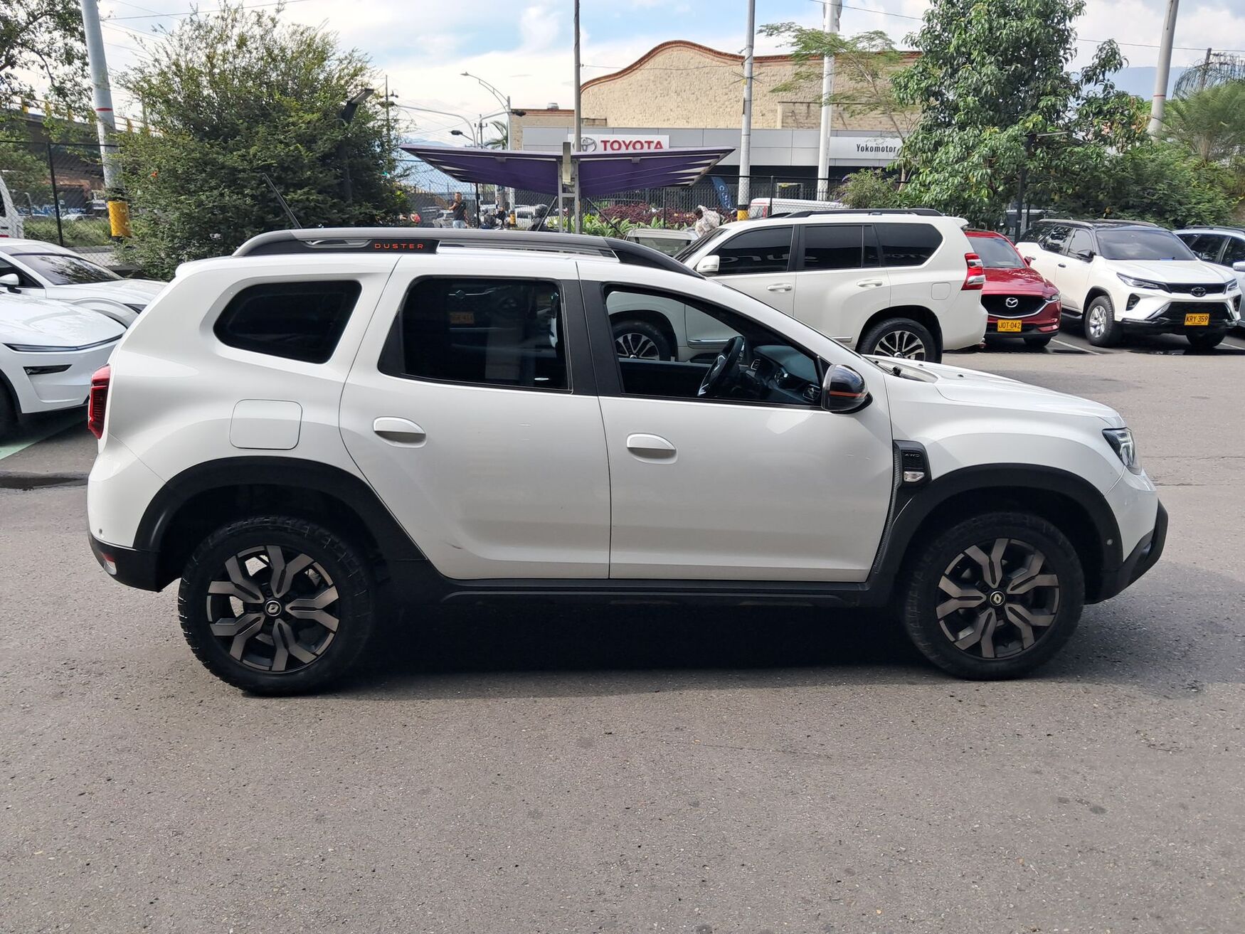 Renault - Duster - 2025 image number 10