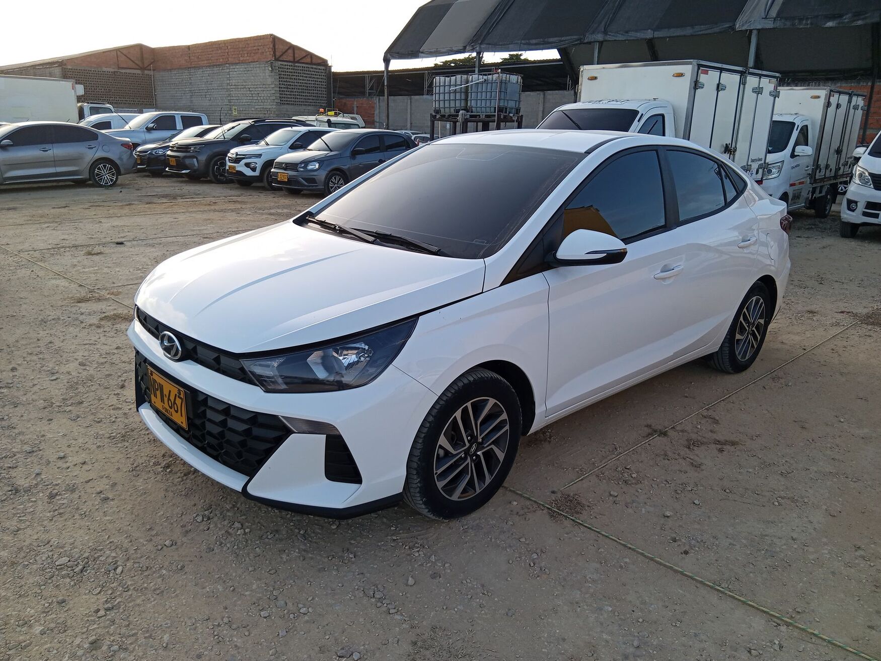 Hyundai - HB20S Accent - 2024 image number 5