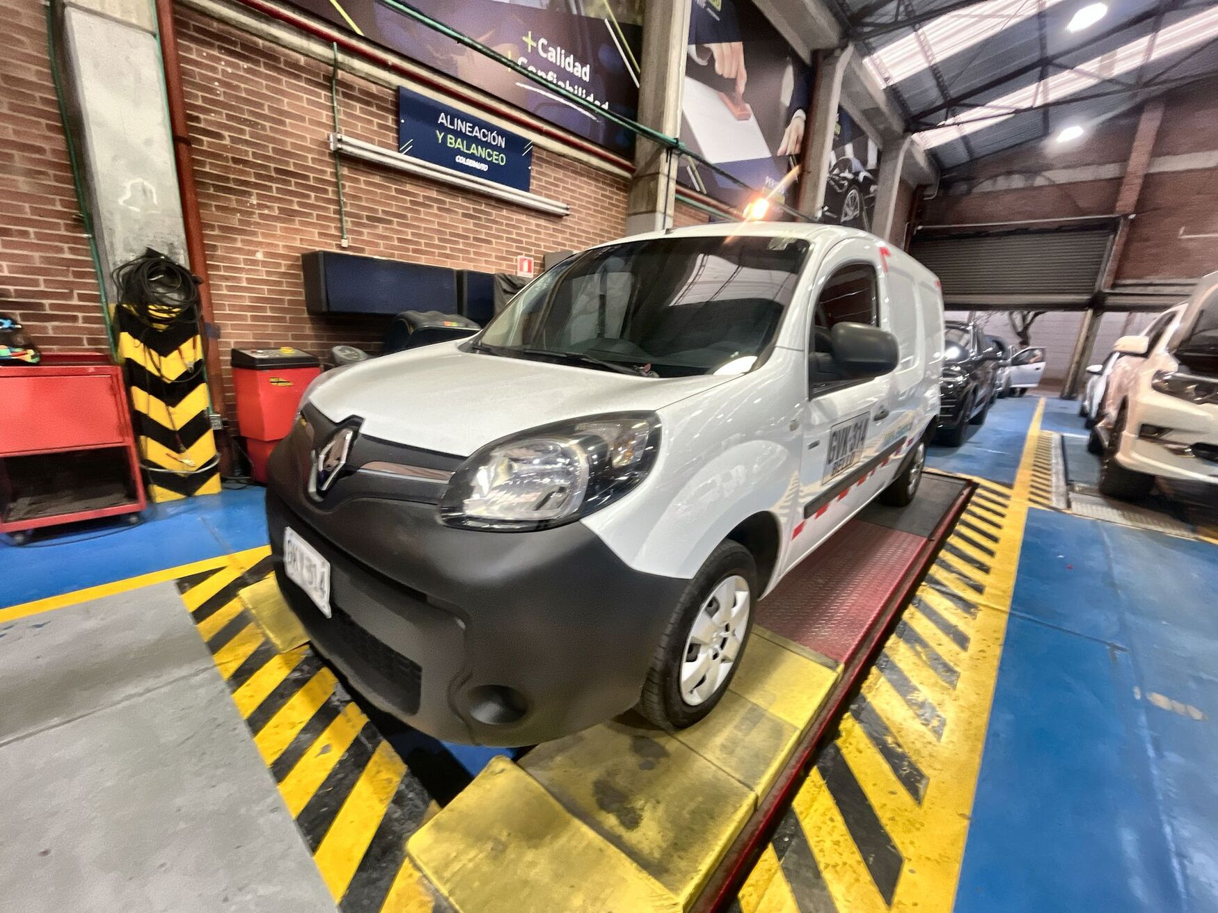 Renault - Kangoo ZE - 2020 image number 5