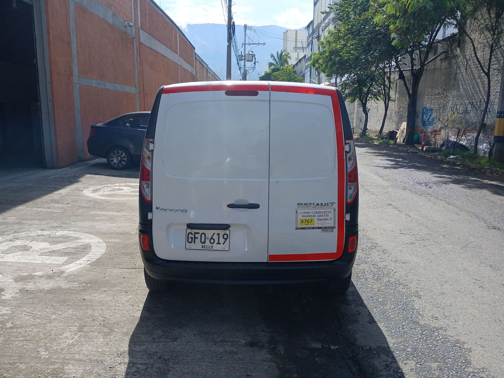 Renault - Kangoo ZE - 2019 image number 8
