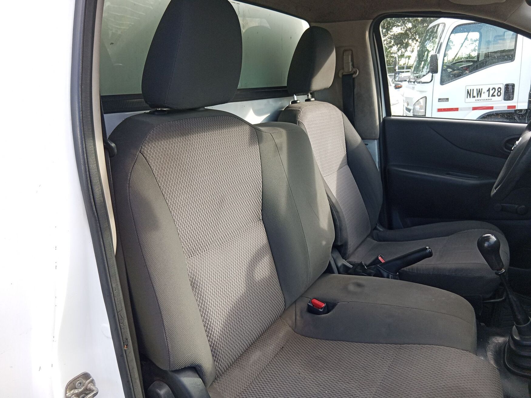 Nissan - Frontier - 2019 image number 3