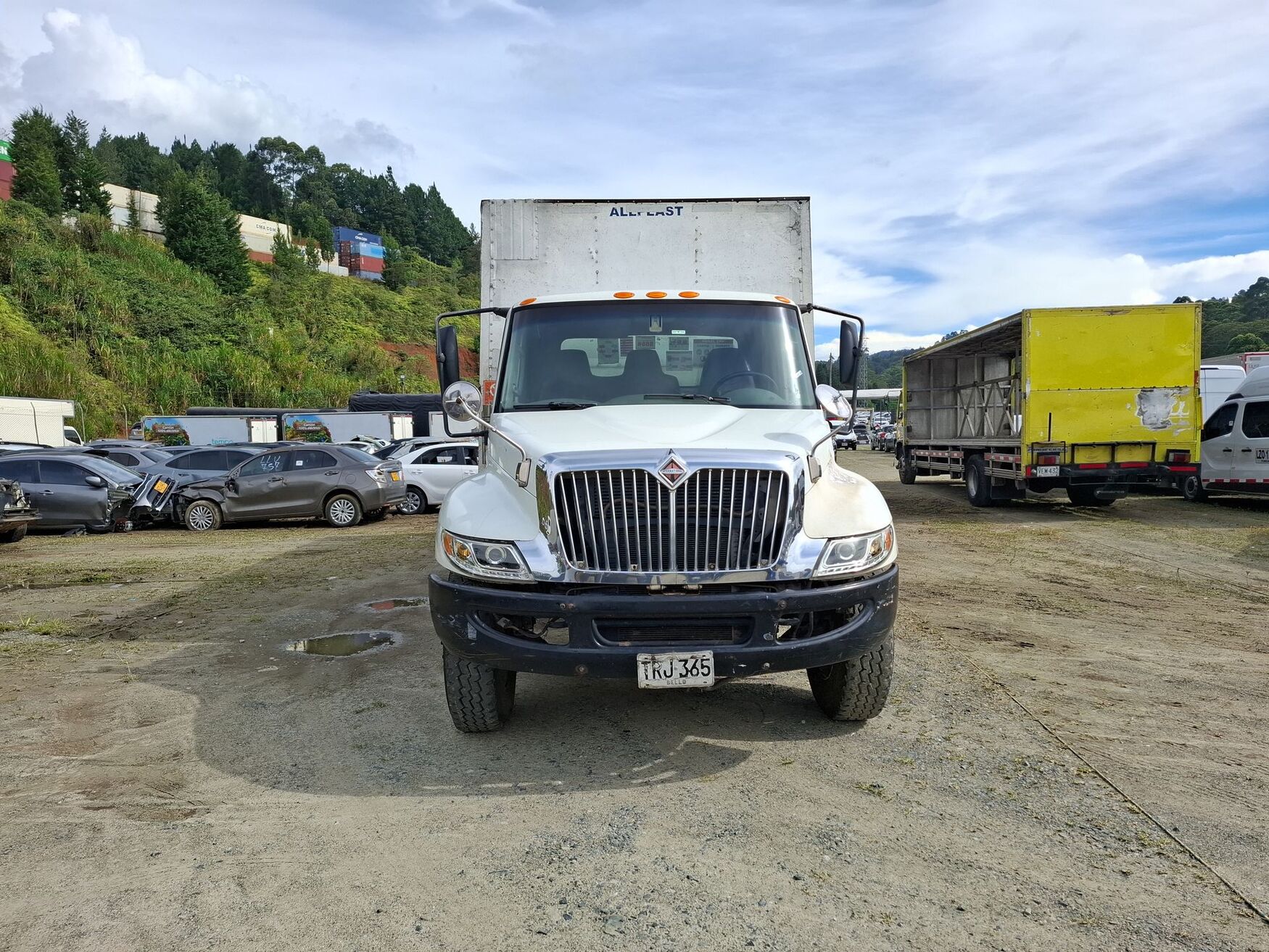 International - 4300 - 2012 image number 4