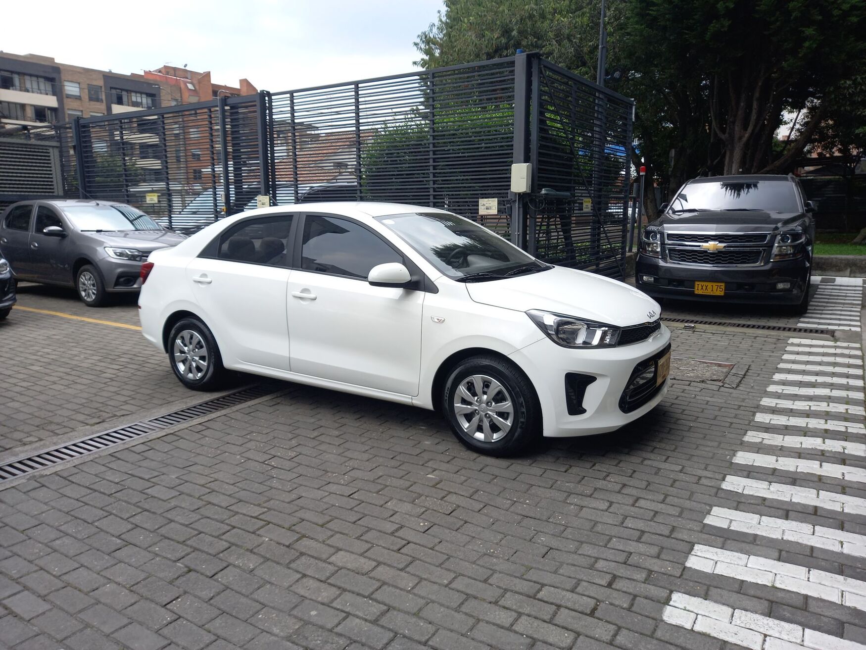 Kia - Soluto - 2025 image number 10