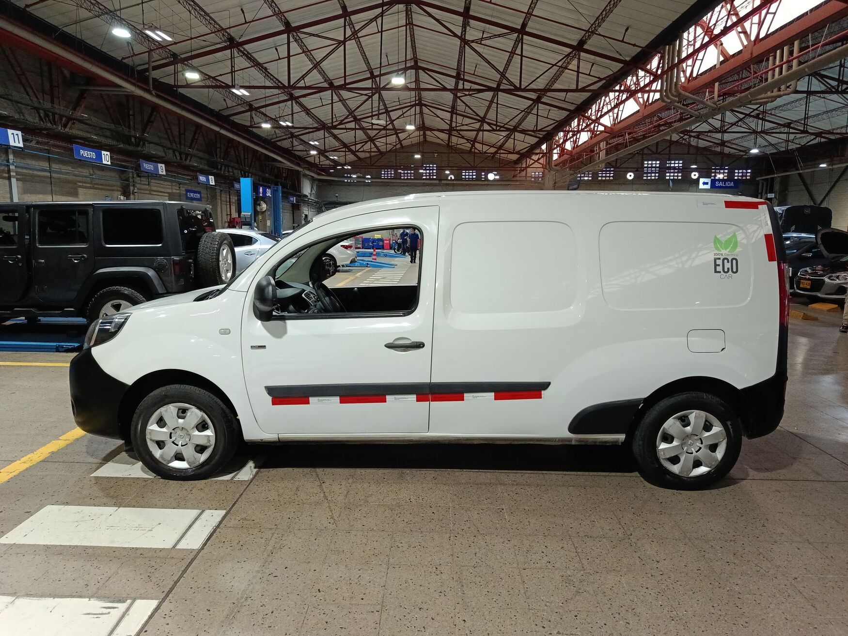Renault - Kangoo ZE - 2020 image number 6