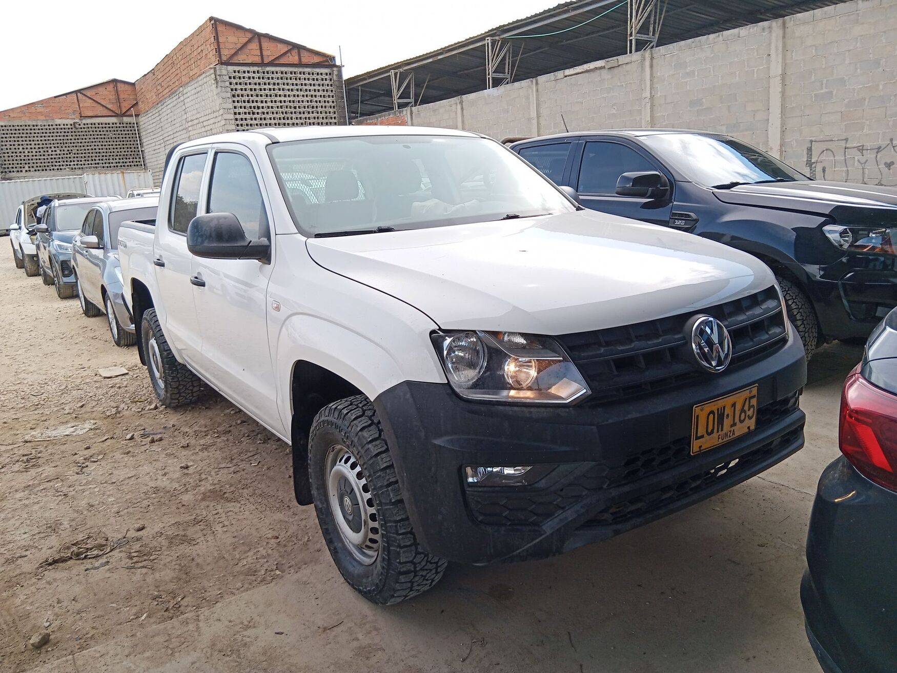 Volkswagen - Amarok - 2023 image number 4