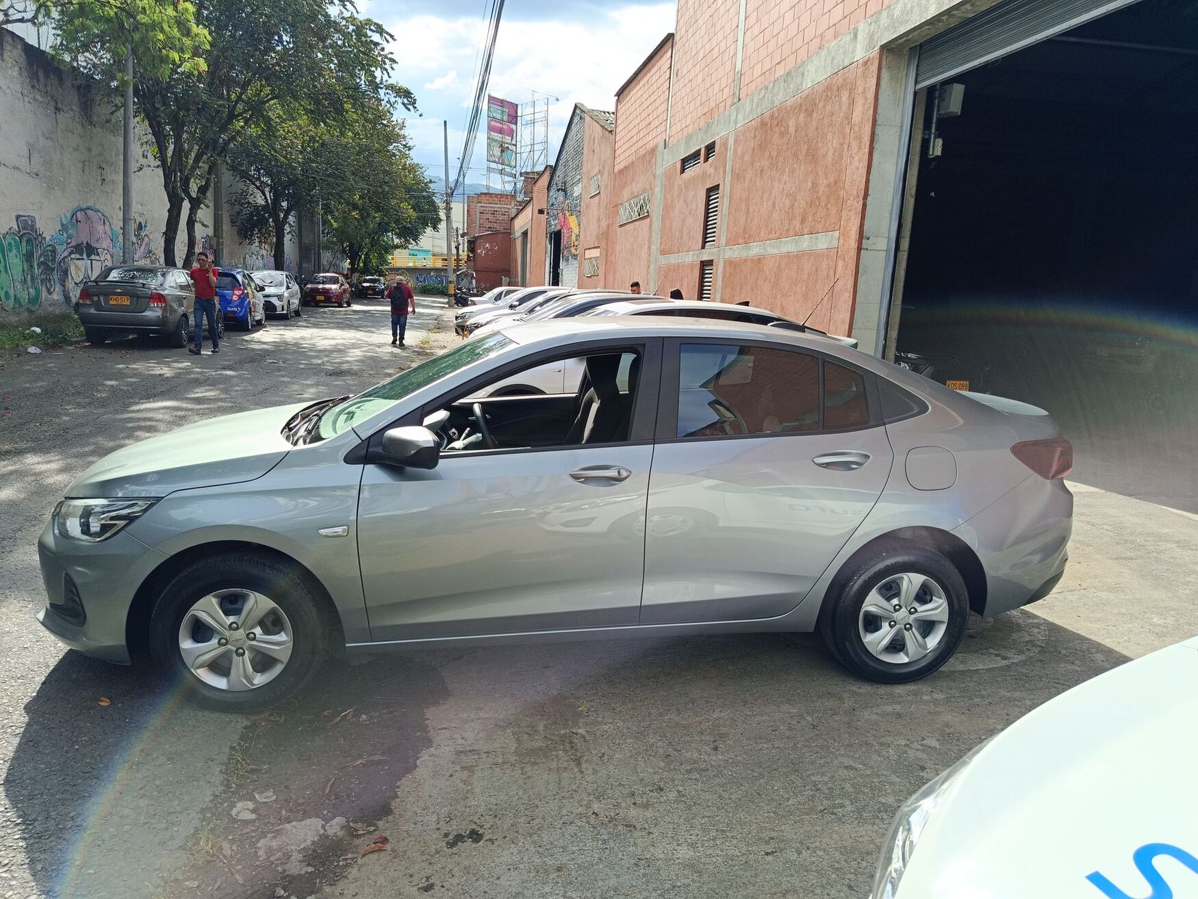 Chevrolet - Onix - 2025 image number 6
