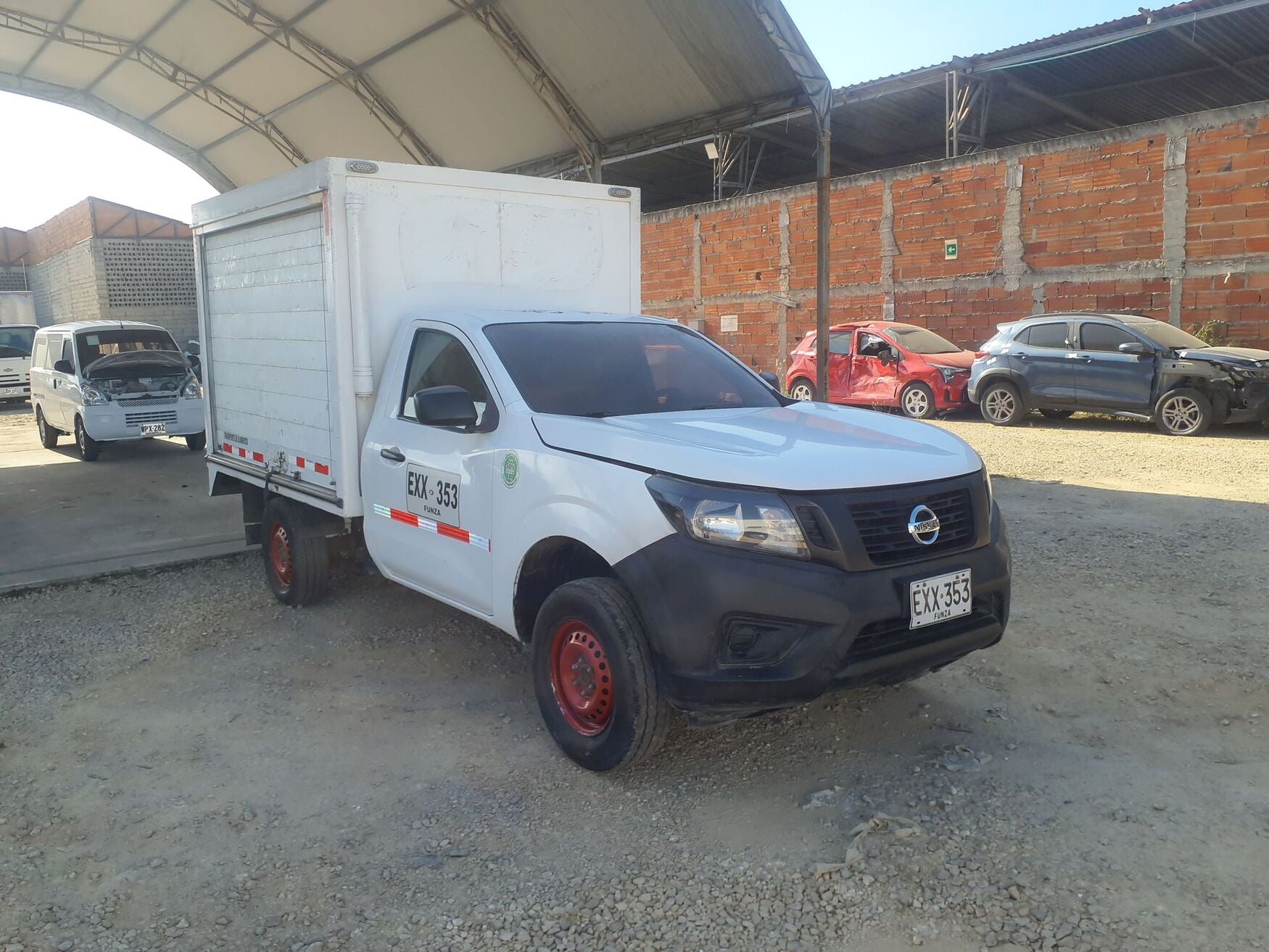 Nissan - Frontier - 2019 image number 1