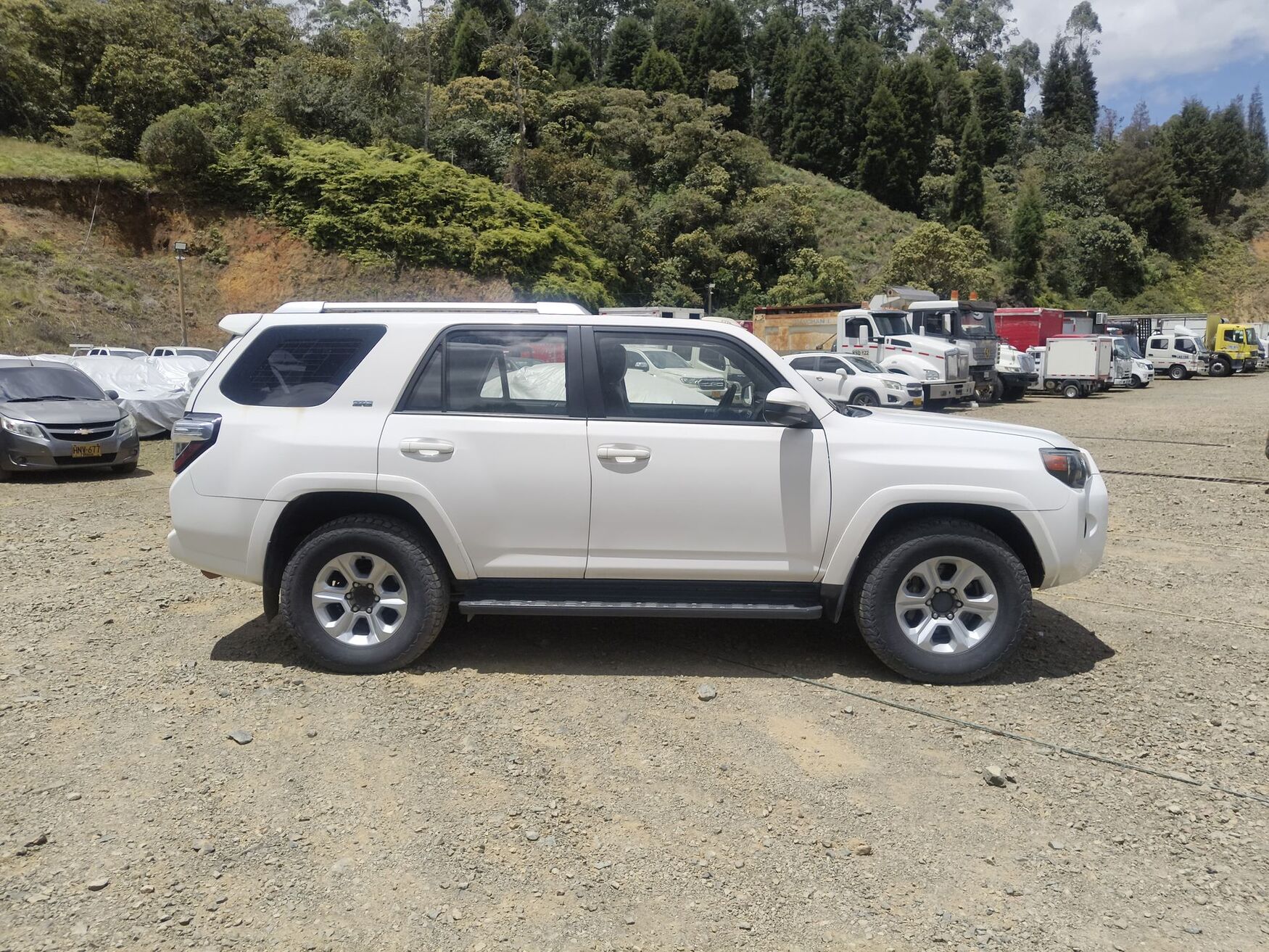 Toyota - 4Runner - 2018 image number 10