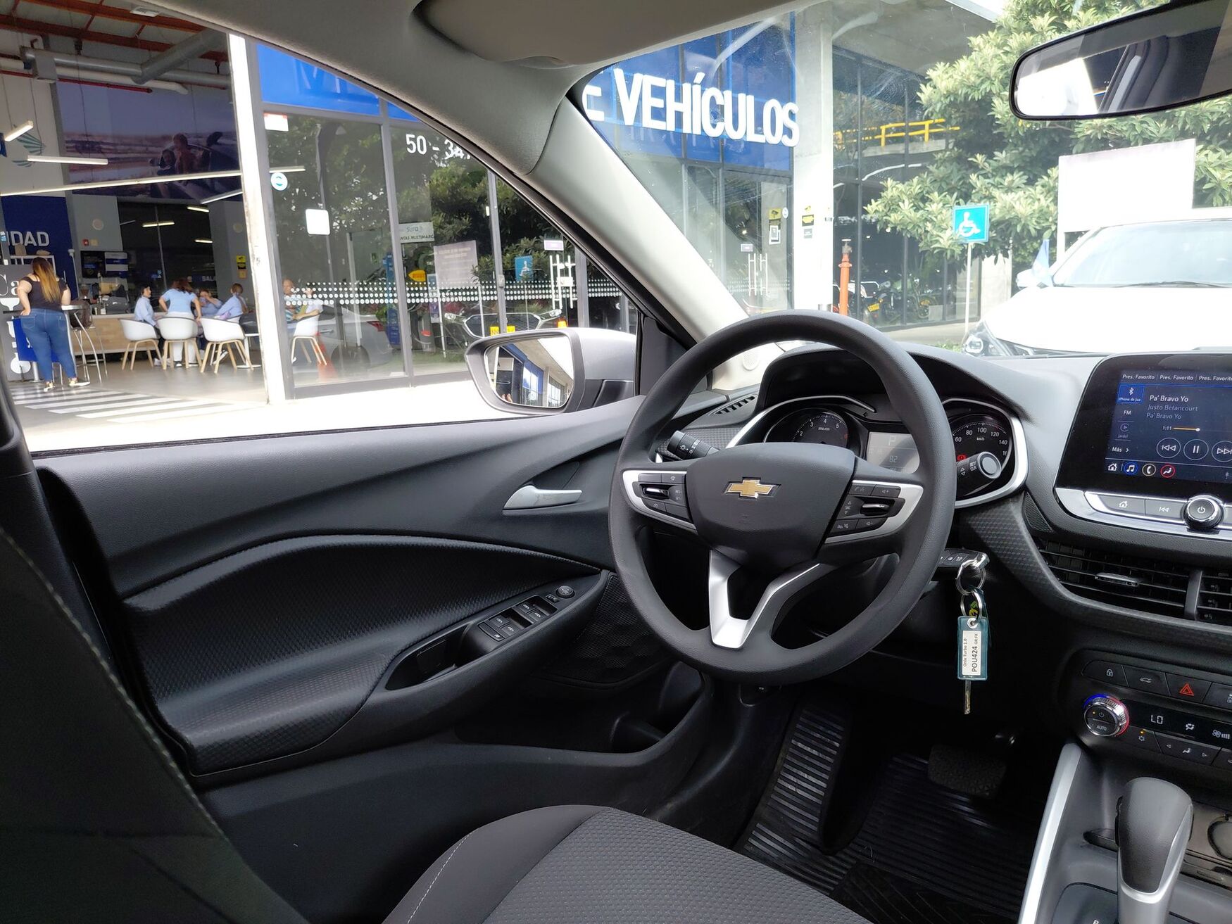 Chevrolet - Onix - 2025 image number 11