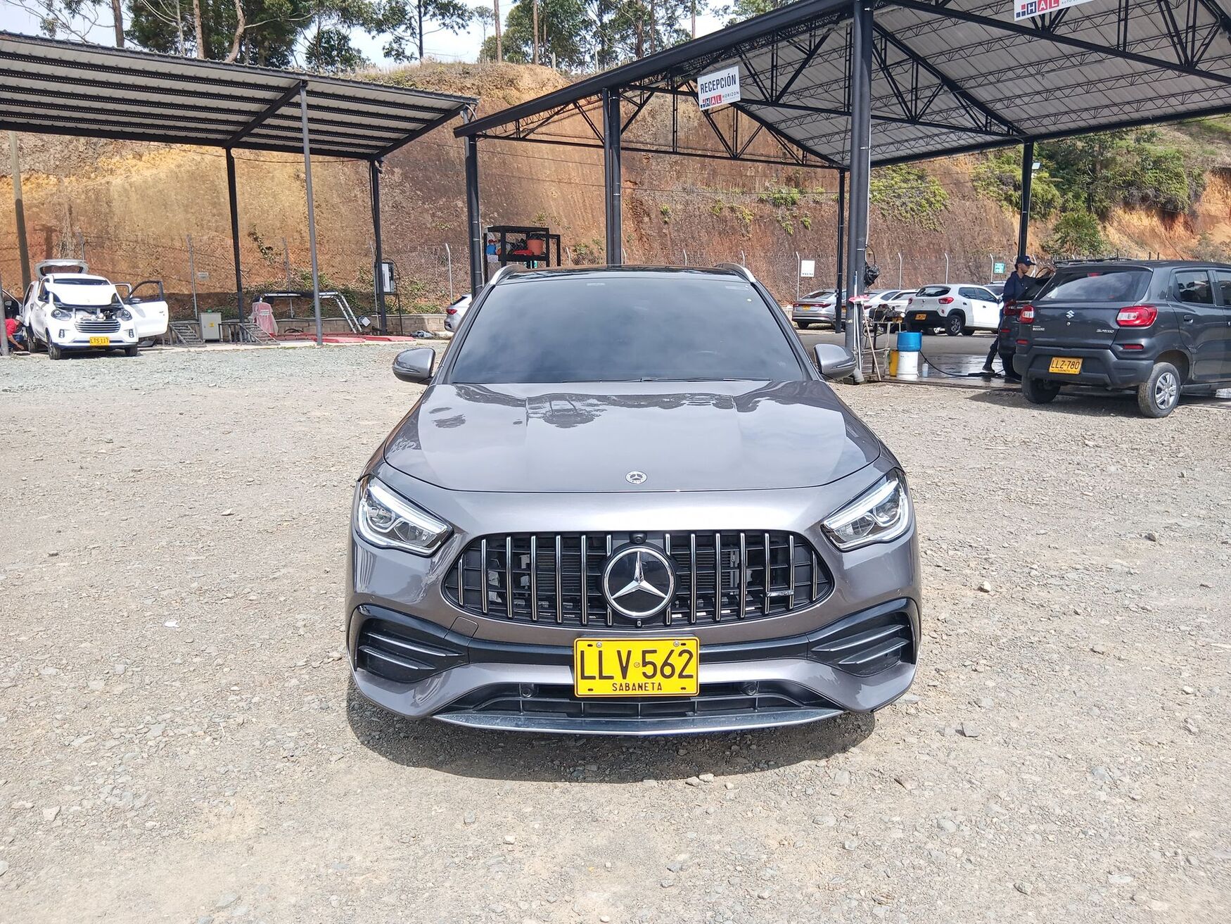 Mercedes Benz - GLA35 - 2022 image number 4