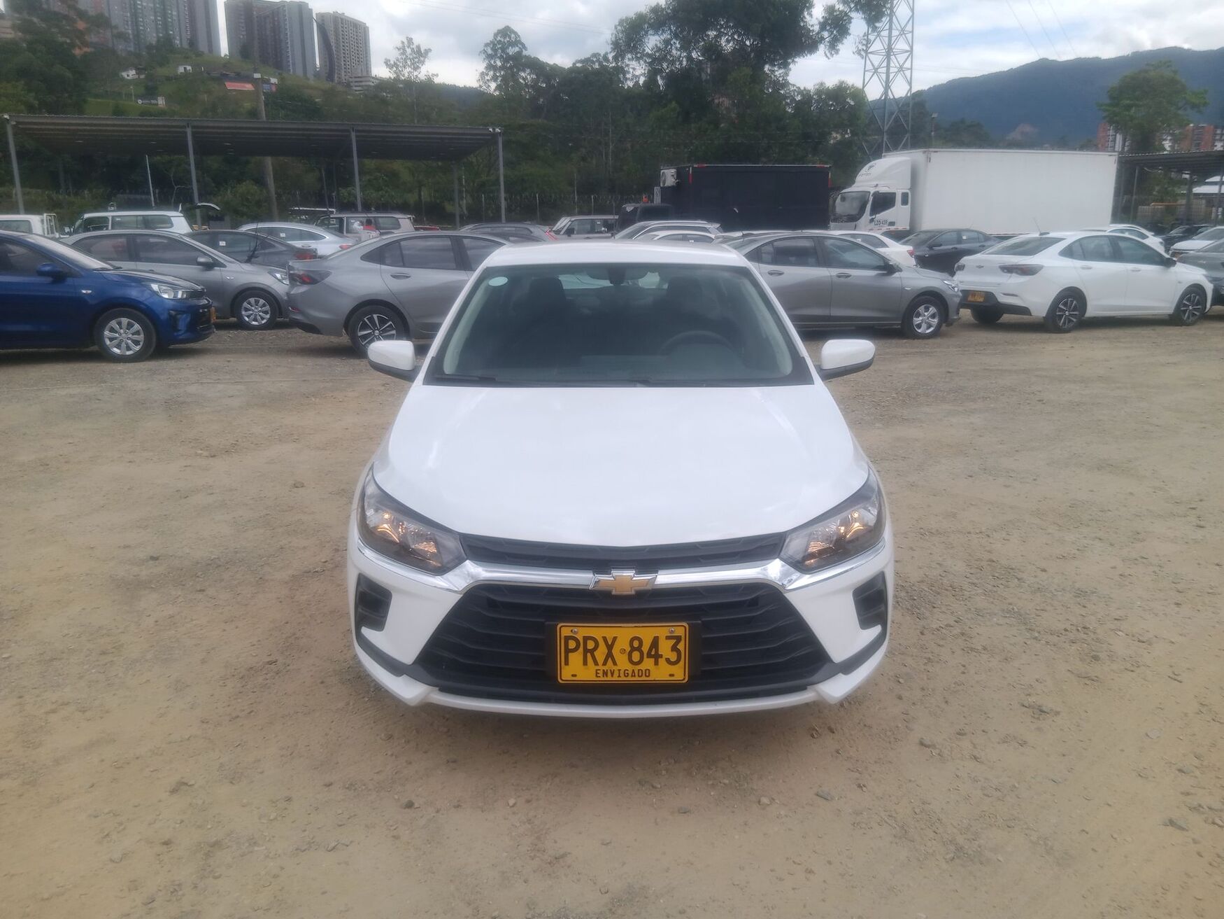 Chevrolet - Onix - 2026 image number 4
