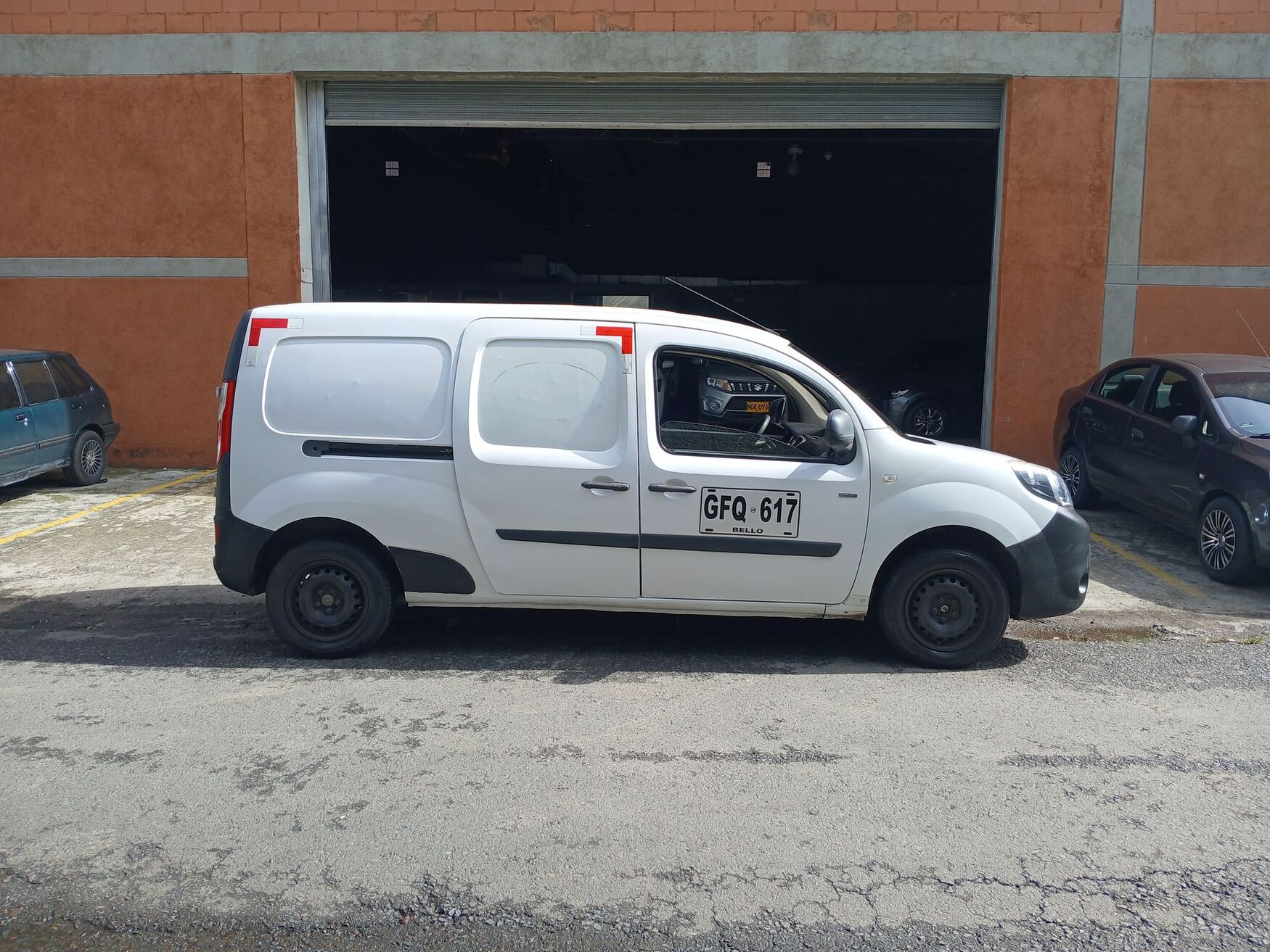 Renault - Kangoo ZE - 2019 image number 10