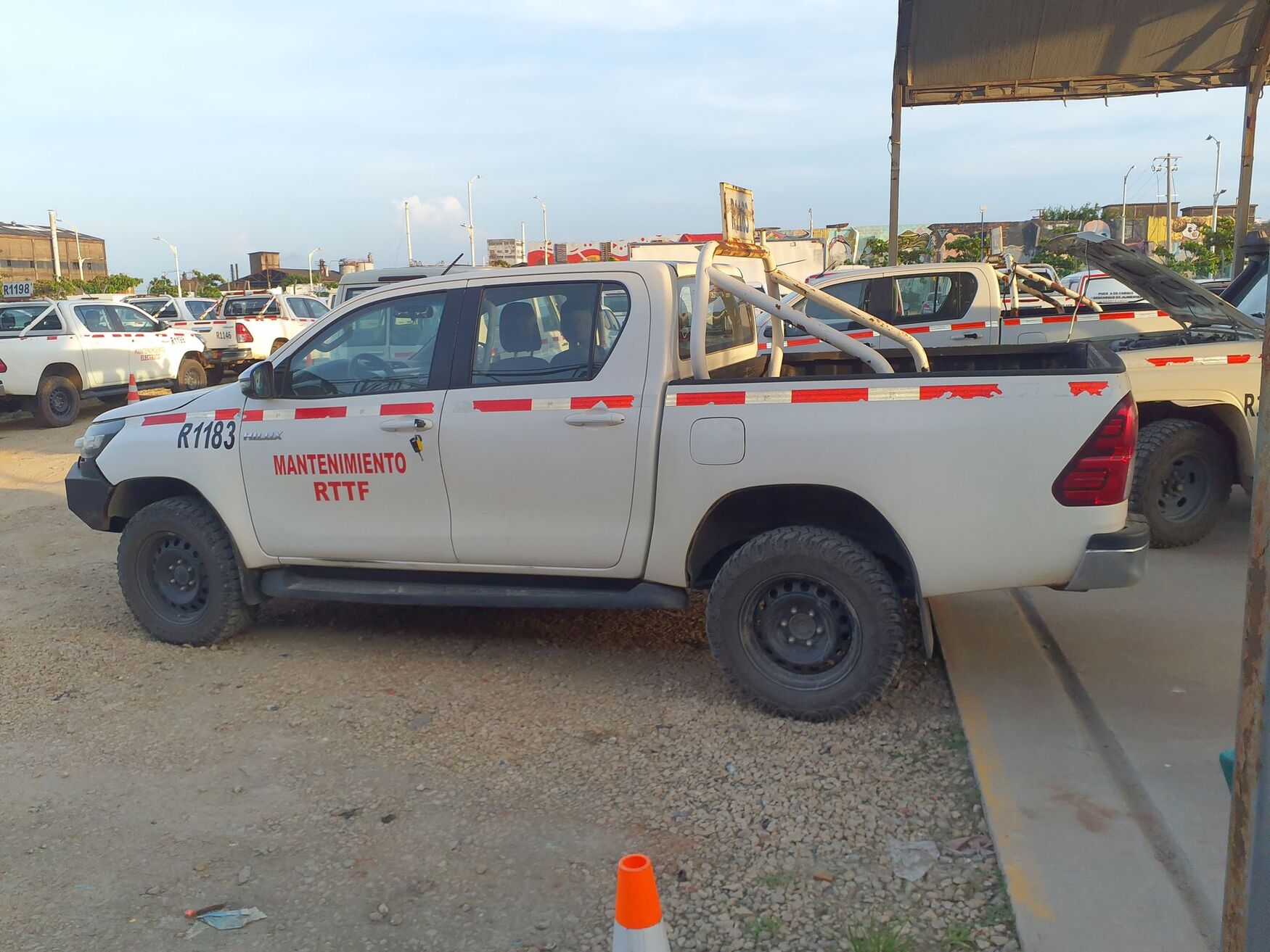 Toyota - Hilux - 2022 image number 6