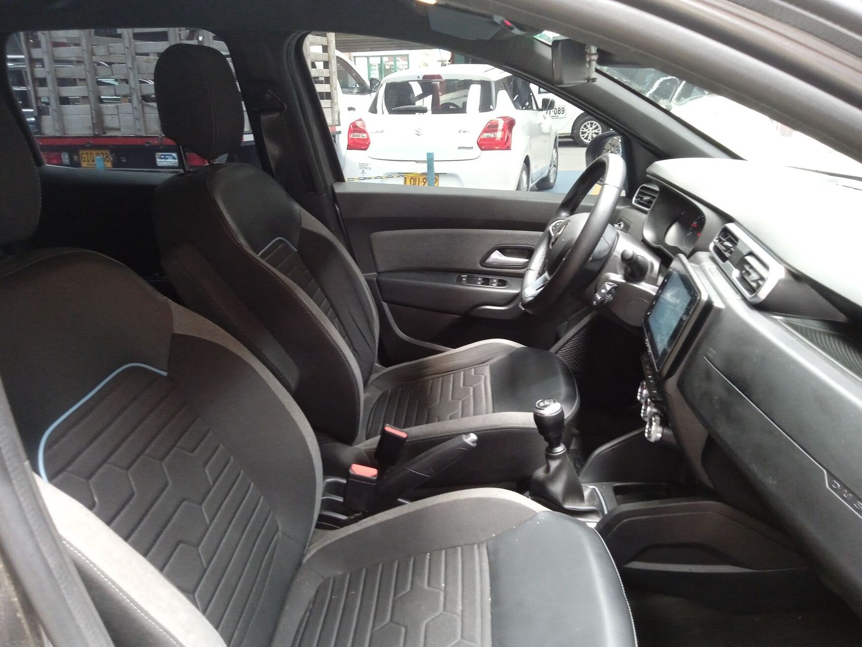 Renault - Duster - 2024 image number 3