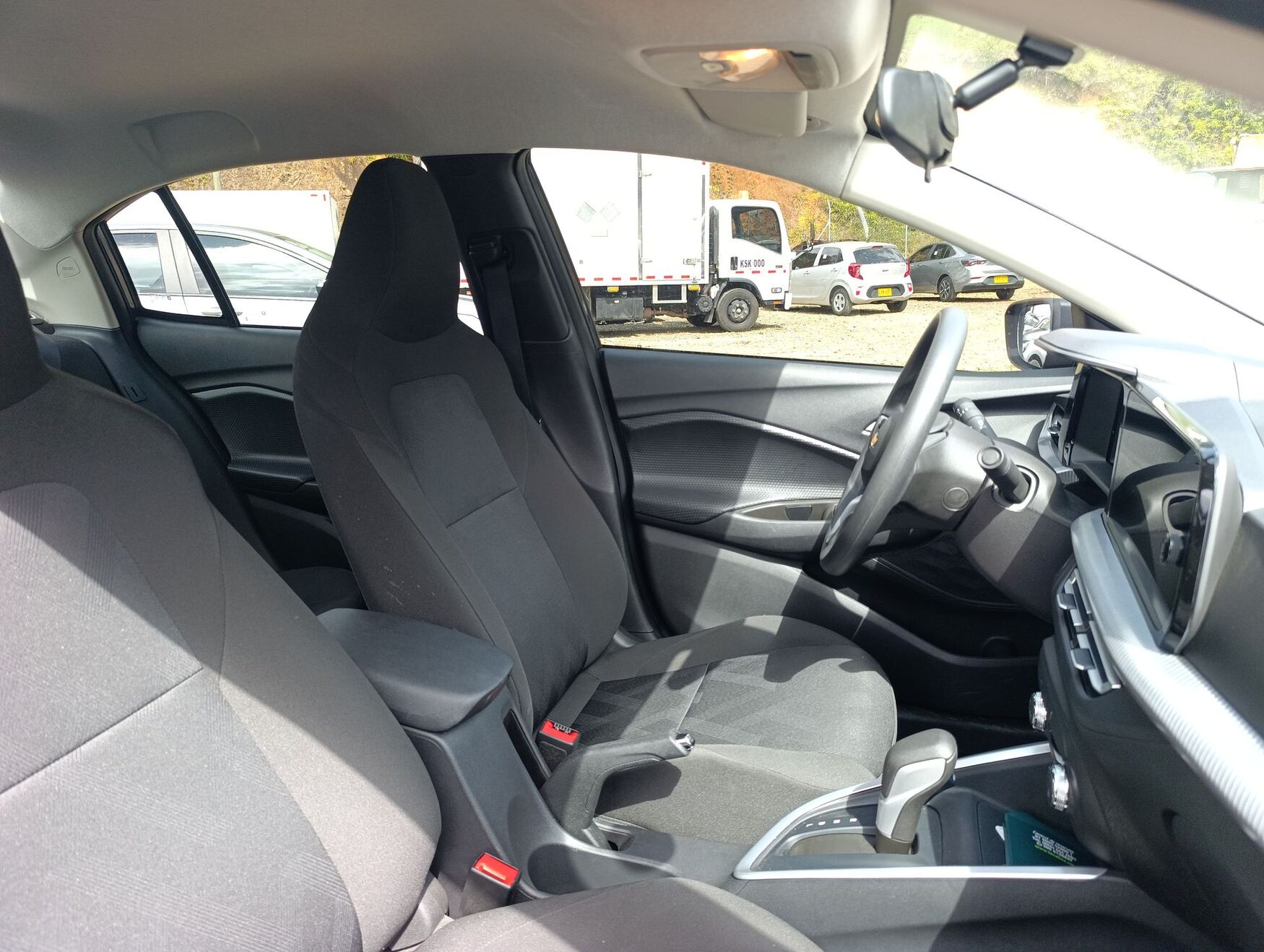 Chevrolet - Onix - 2026 image number 3