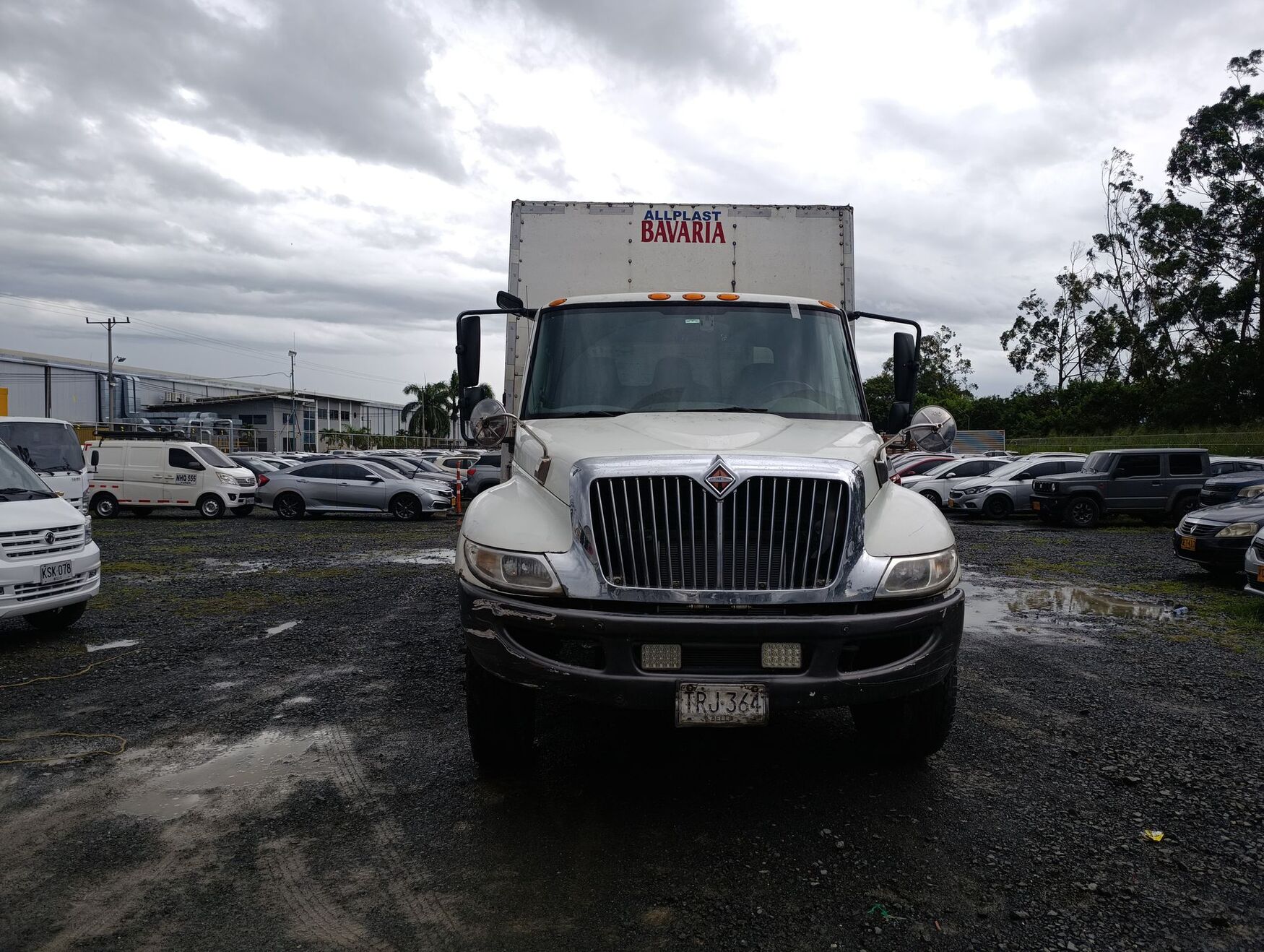 International - 4300 - 2012 image number 4