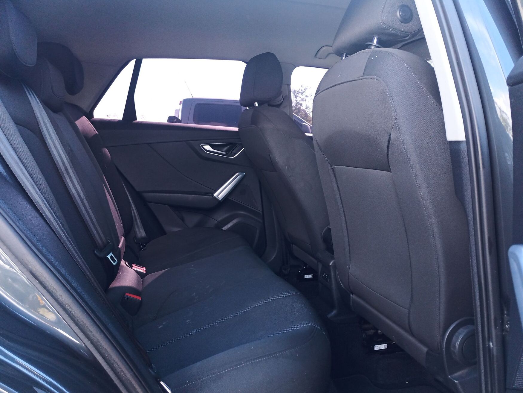 Audi - Q2 - 2022 image number 3