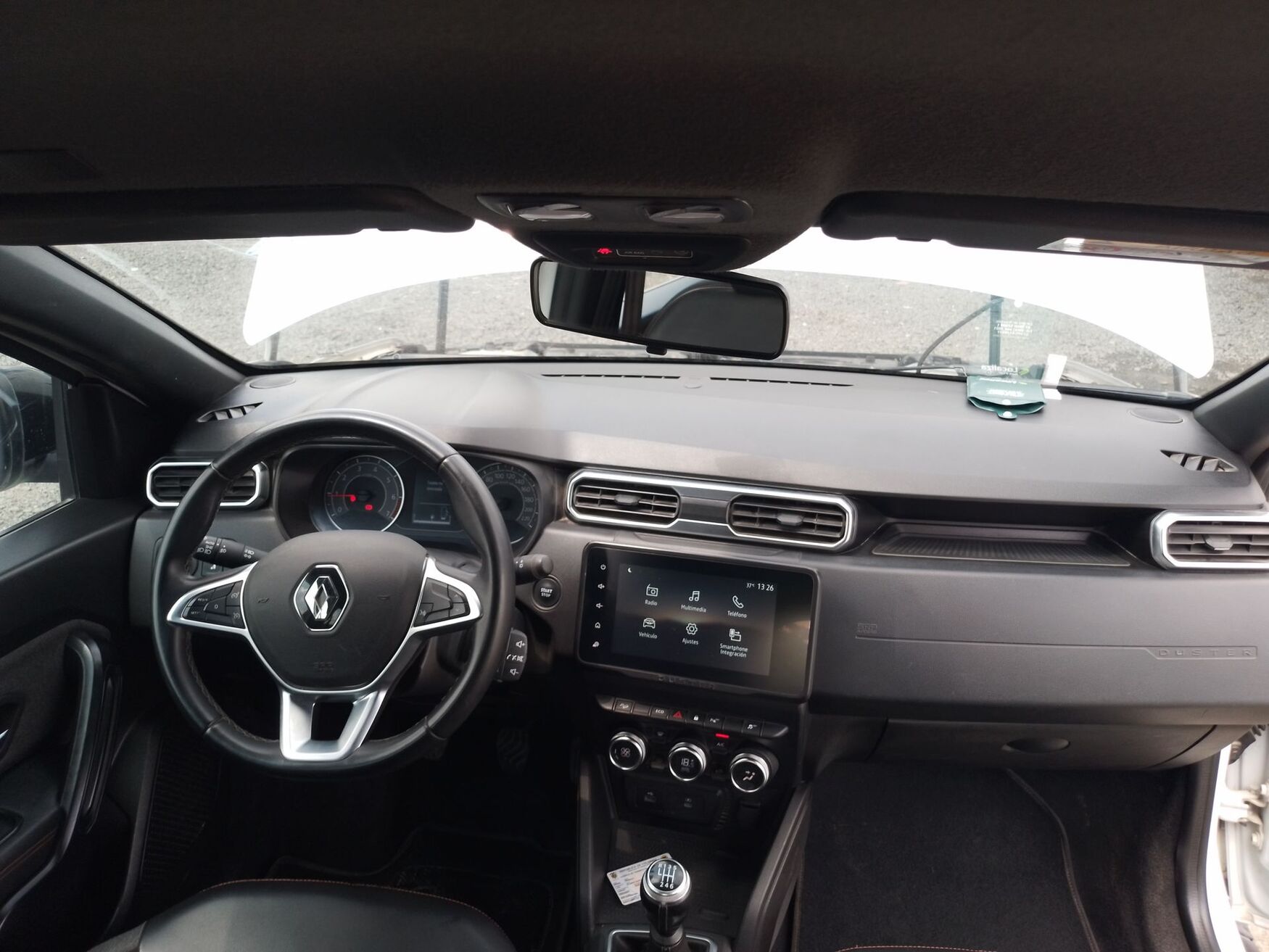 Renault - Duster - 2025 image number 11