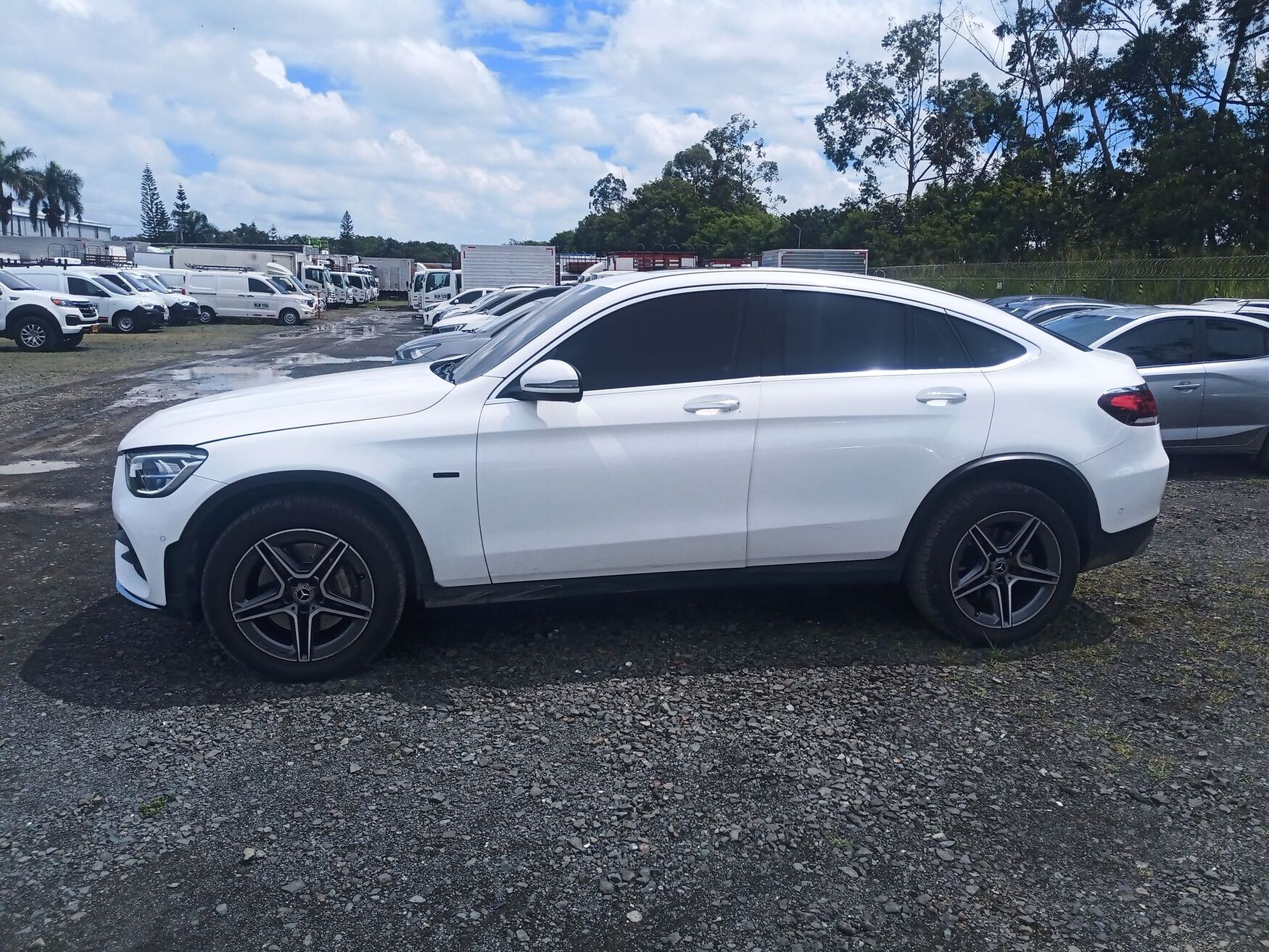 Mercedes Benz - GLC300E - 2022 image number 6