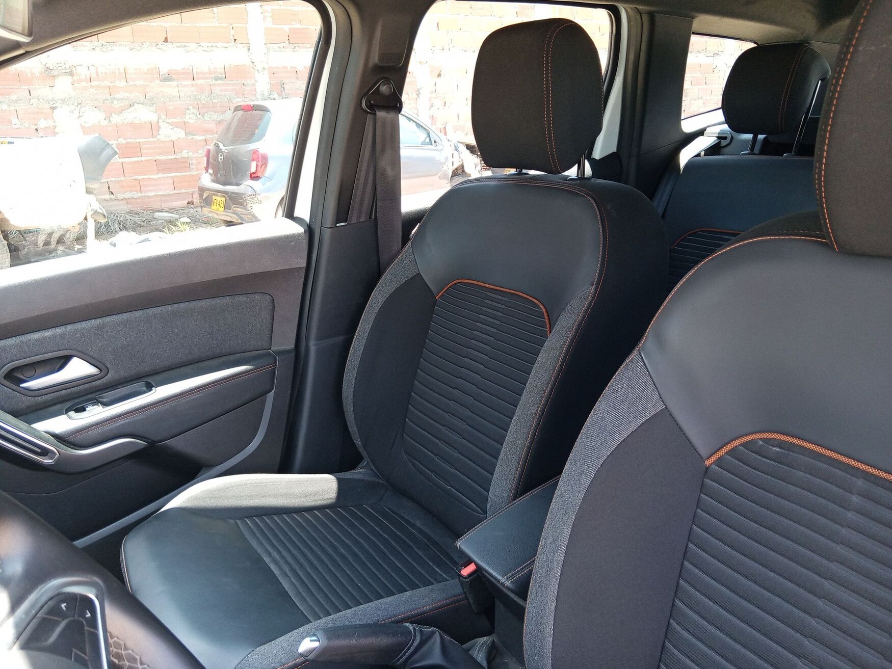 Renault - Duster - 2025 image number 3