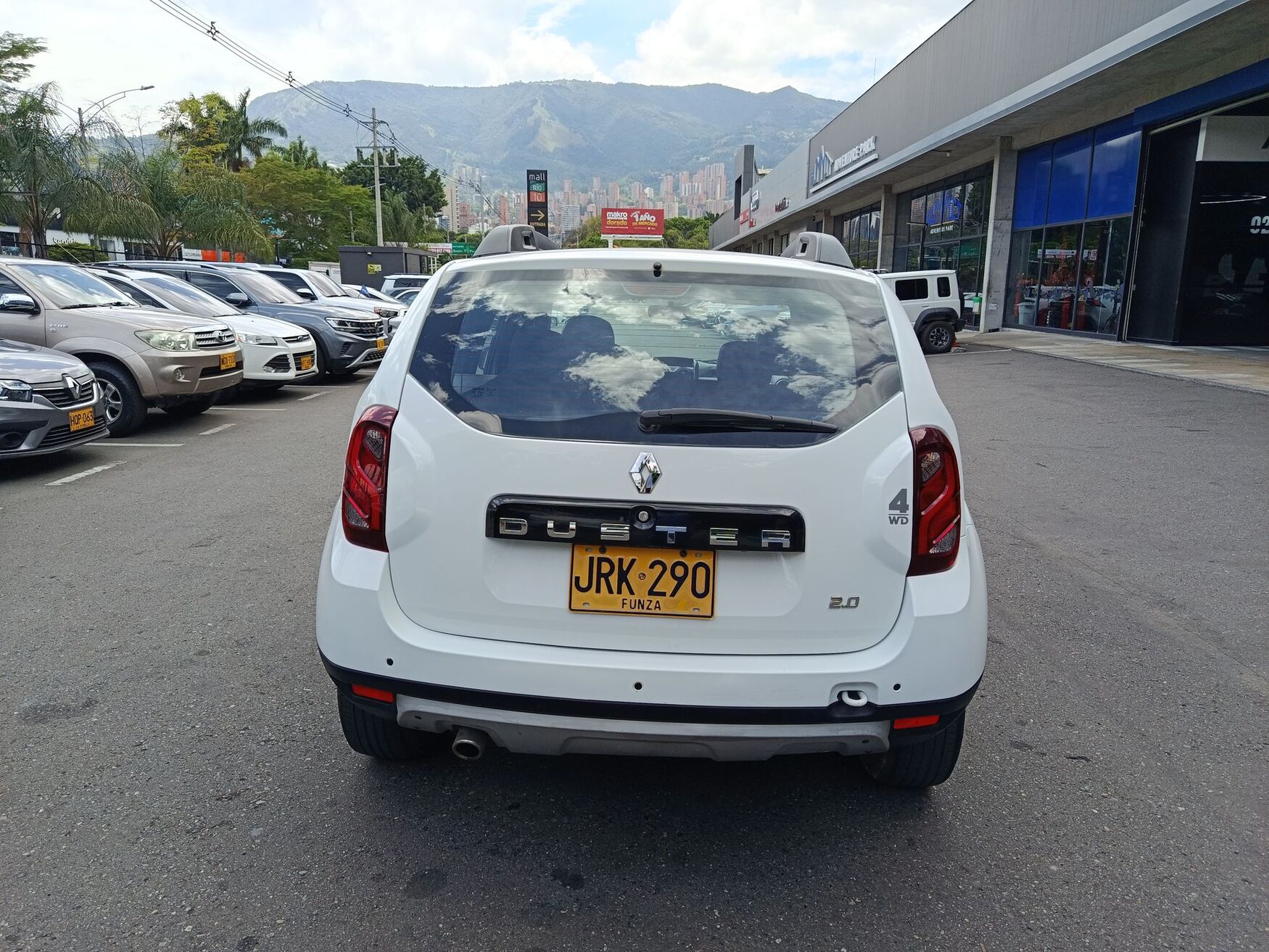 Renault - Duster - 2021 image number 8