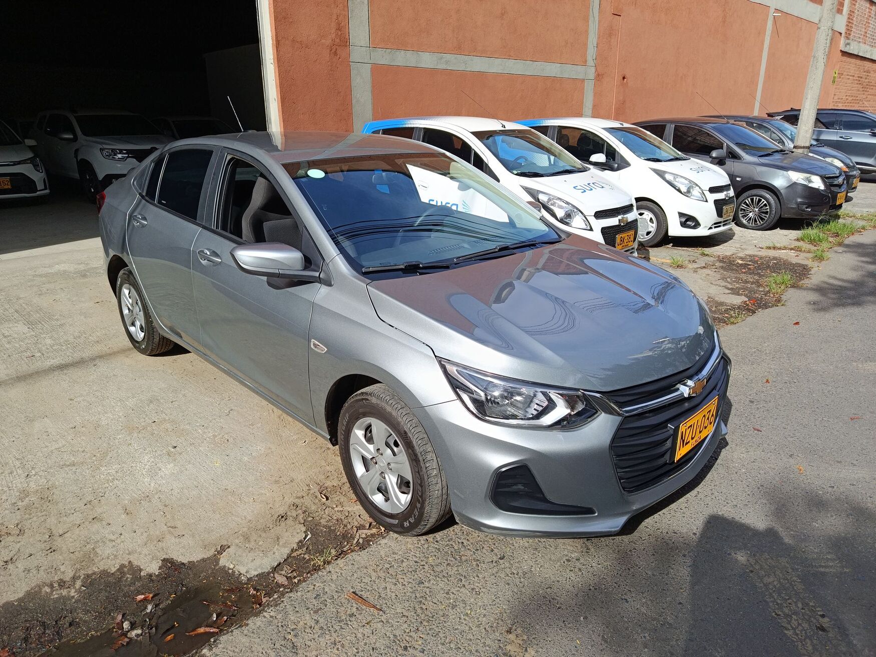 Chevrolet - Onix - 2025 image number 1