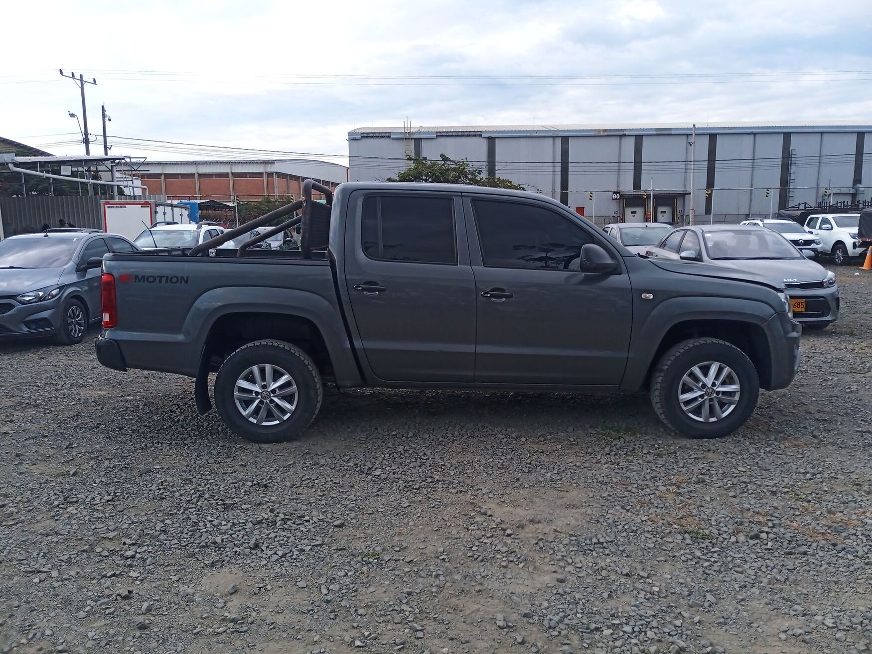 Volkswagen - Amarok - 2023 image number 10