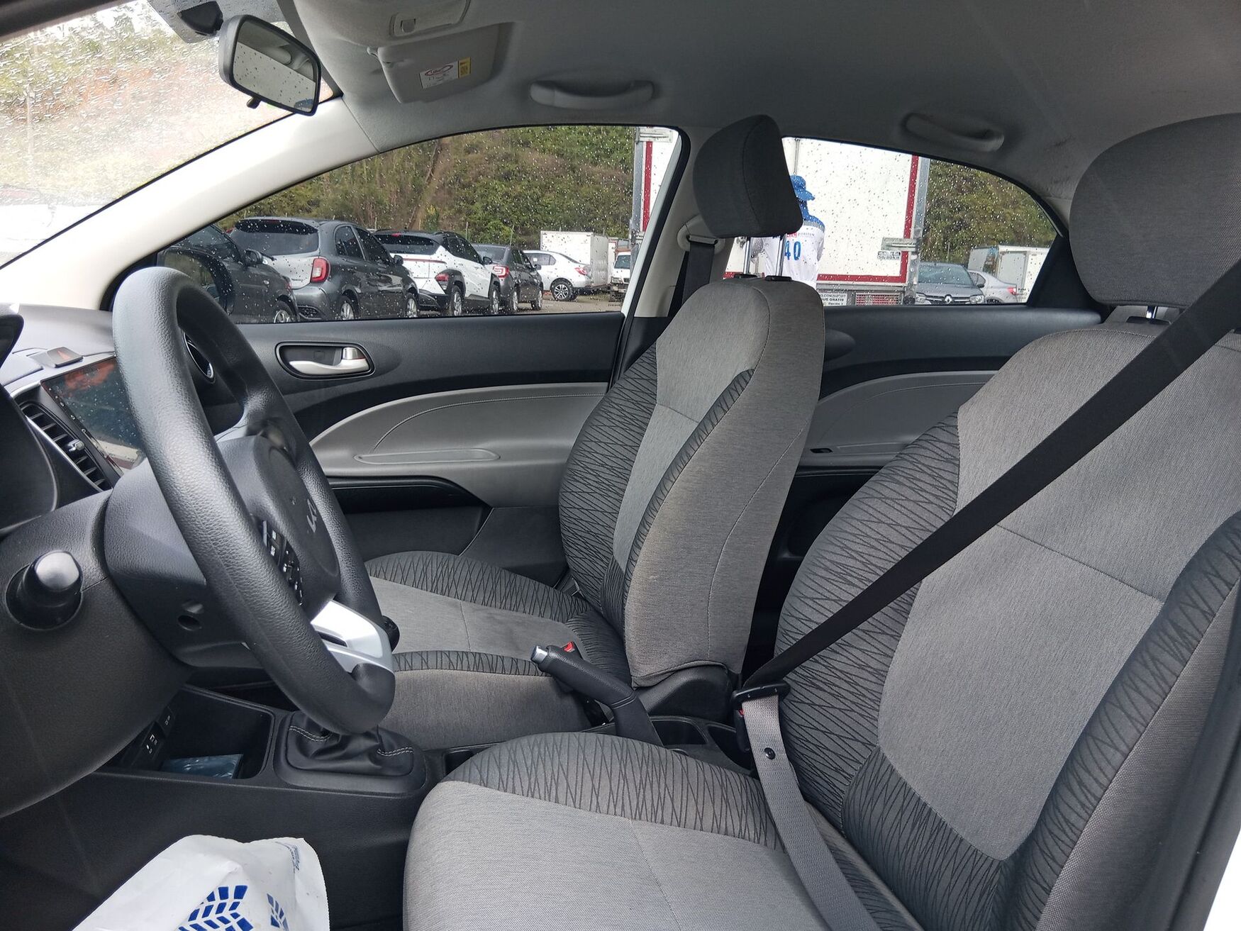 Kia - Soluto - 2026 image number 3