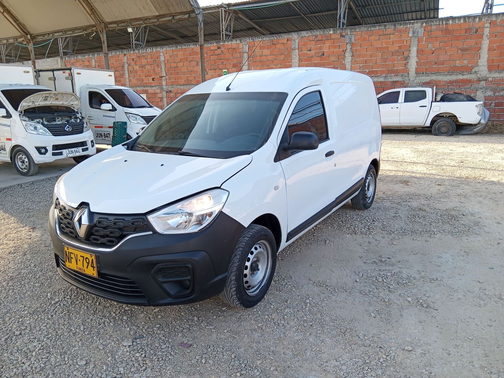 Renault - Kangoo - 2023 image number 5