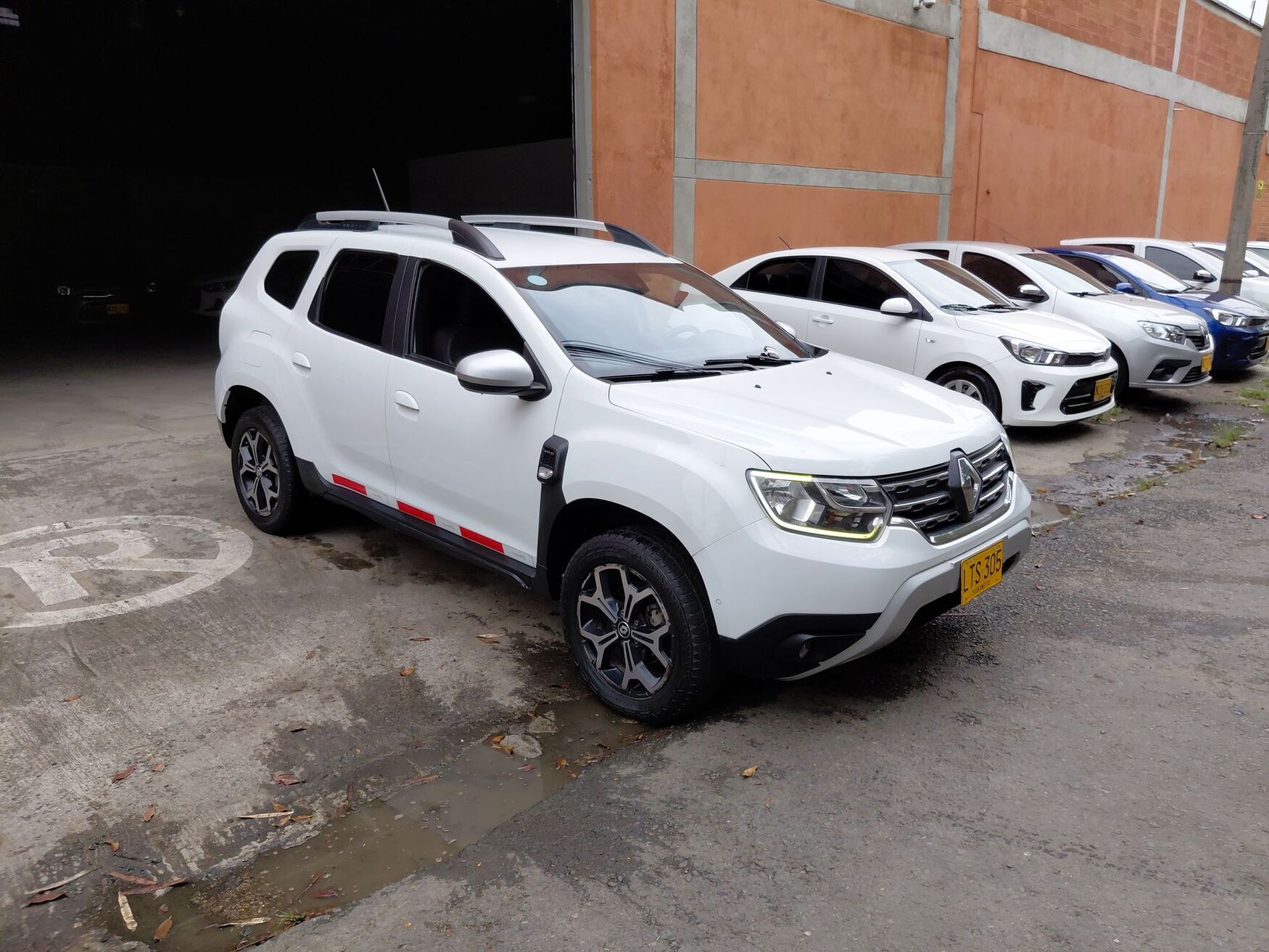 Renault - Duster - 2024 image number 1