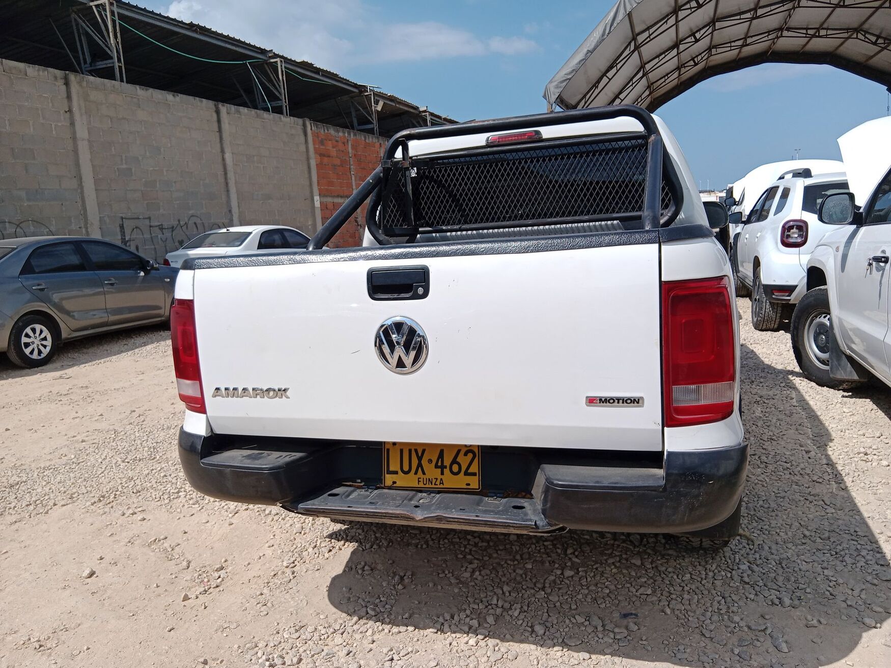 Volkswagen - Amarok - 2023 image number 8